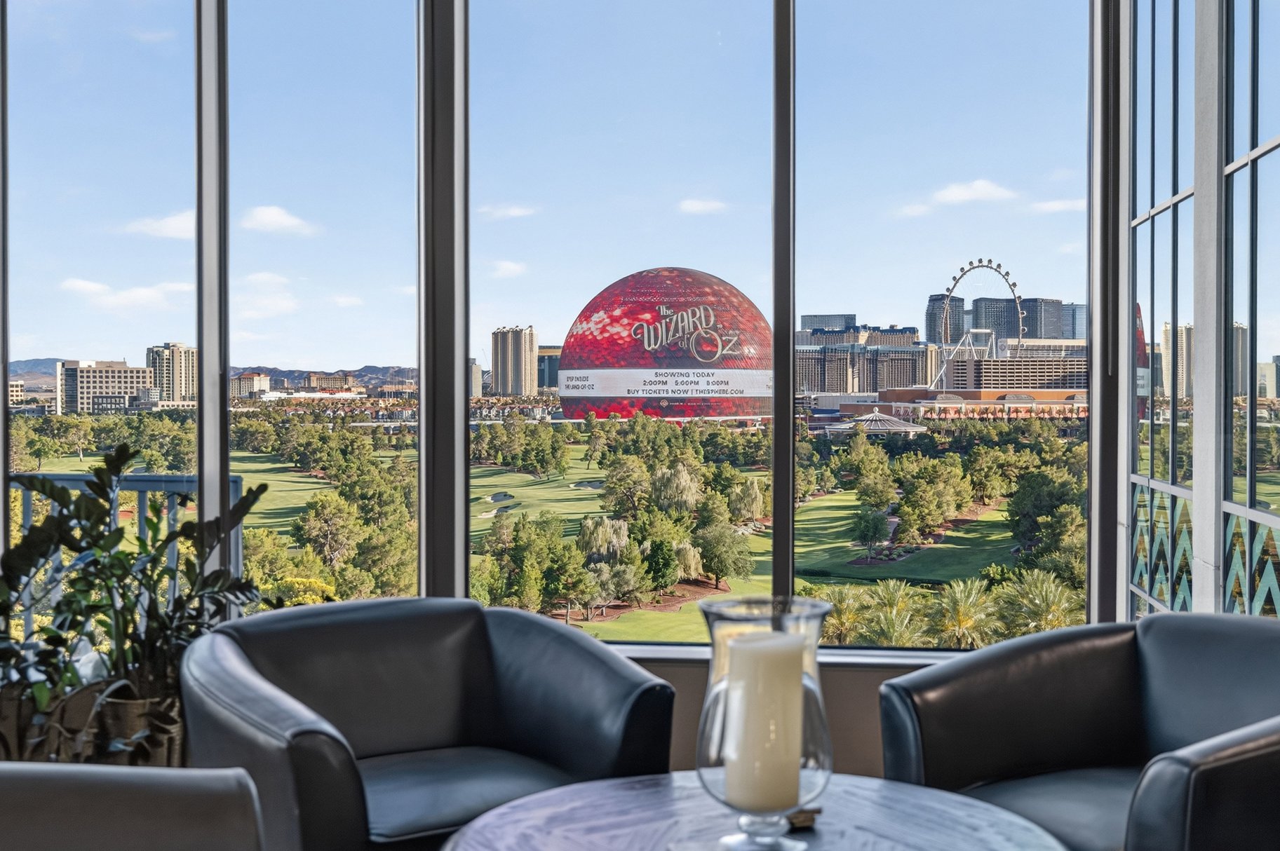  From Sunrise to Neon: Unrivaled Views of the Strip, Sphere & Valley Beyond - 物件實景