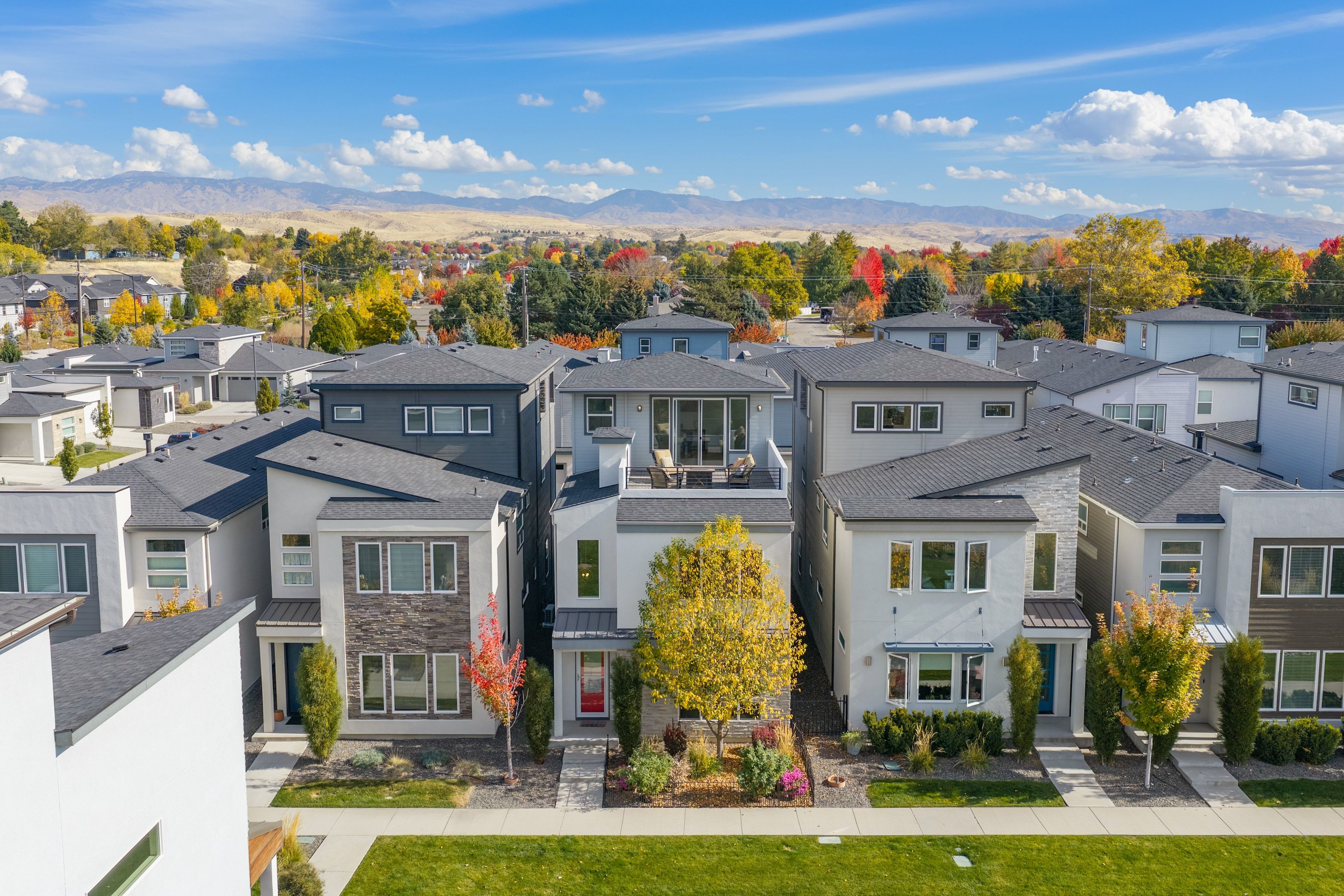  Contemporary elegance meets elevated living in the heart of downtown Eagle - 物件實景