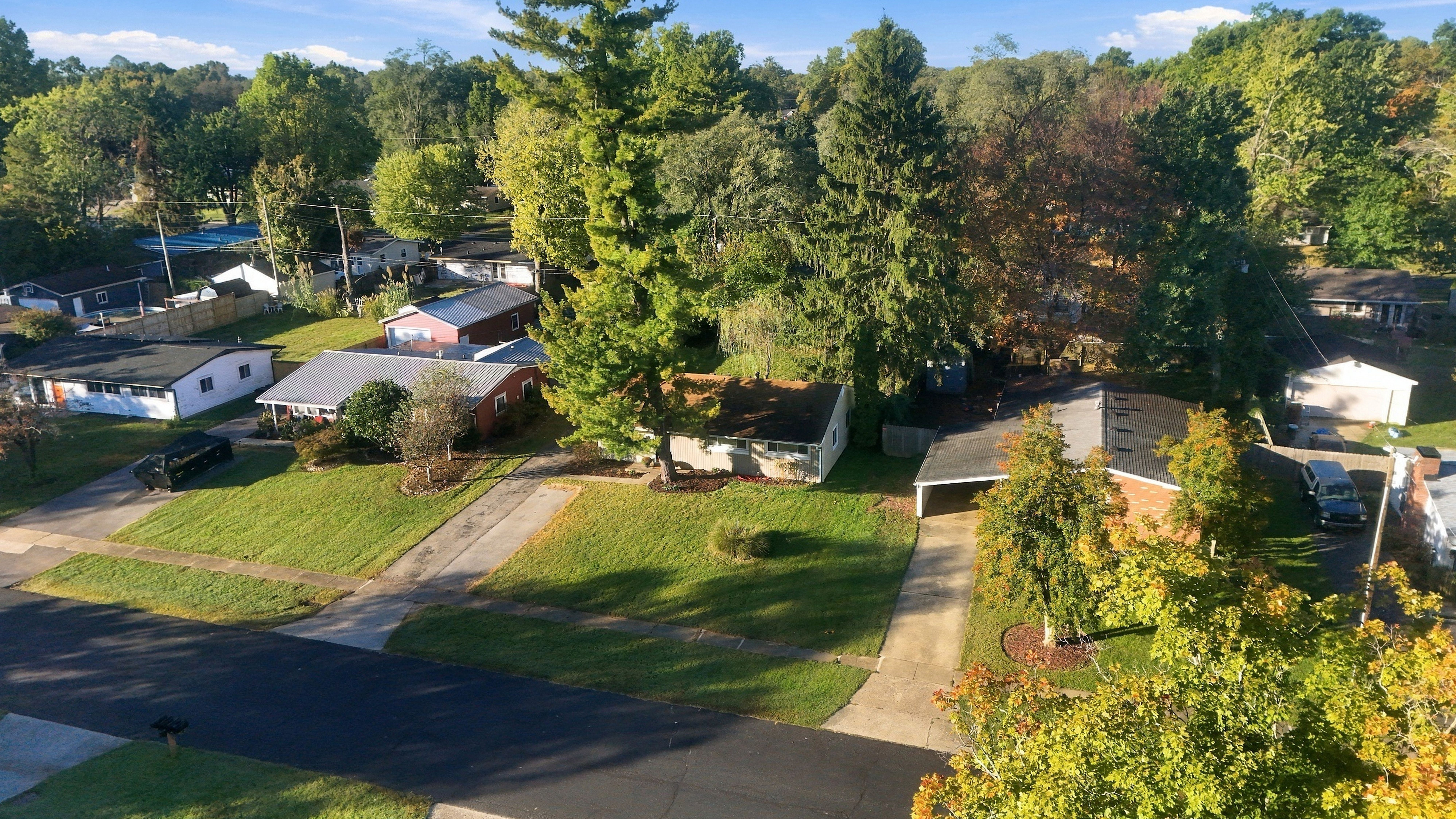  1716 Brentmoor Lane, Louisville, KY 40223 - 物件實景