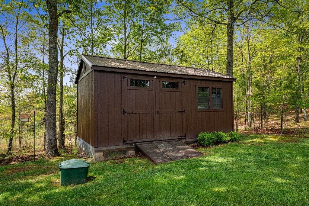 Blairsville, Georgia, 30512, United States, 4 Bedrooms Bedrooms, ,3 BathroomsBathrooms,Residential,For Sale,1876280