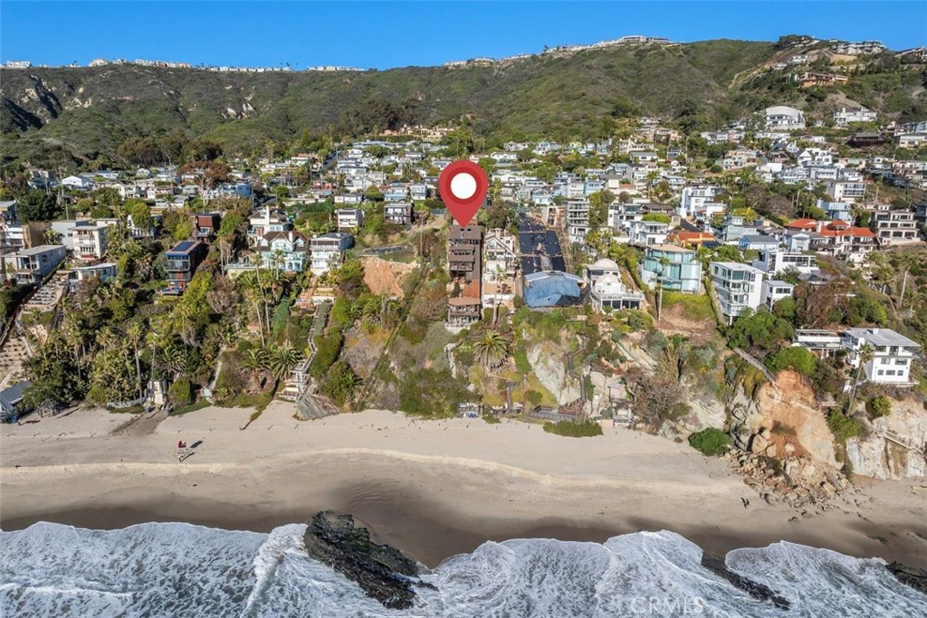 Laguna Beach, California, 92651, United States, 6 Bedrooms Bedrooms, ,7 BathroomsBathrooms,Residential,For Sale,1723948
