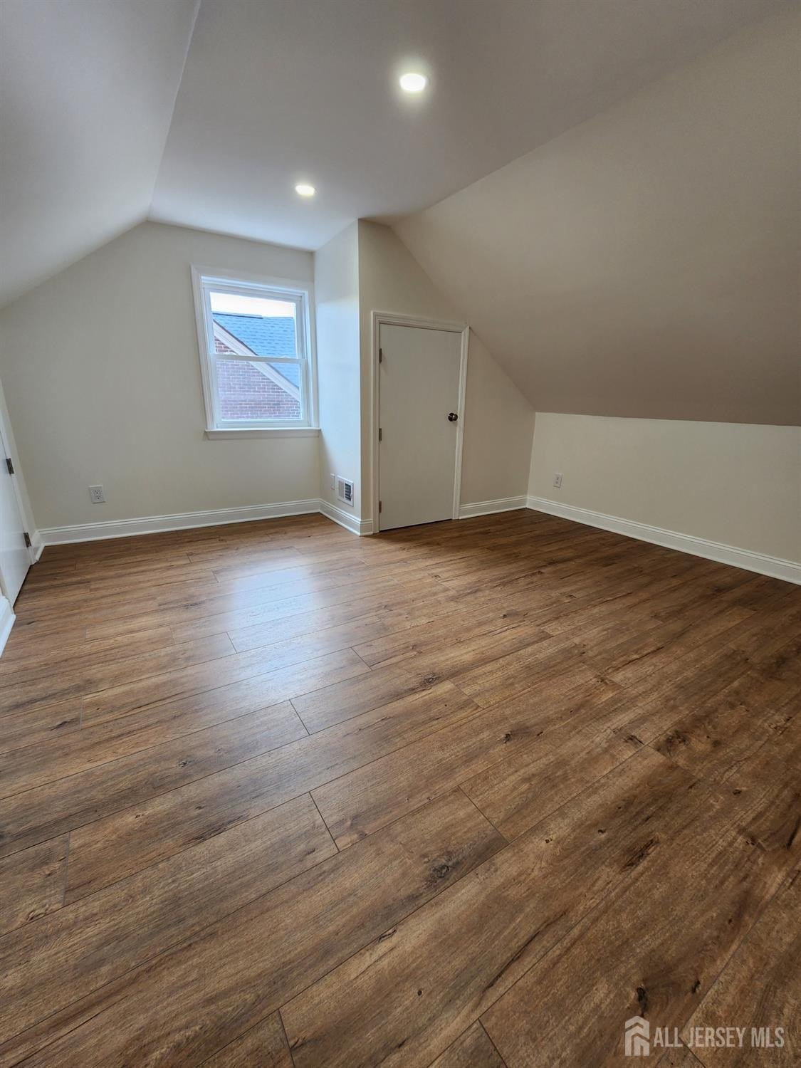 Sayreville, New Jersey, 08879, United States, 4 Bedrooms Bedrooms, ,2 BathroomsBathrooms,Residential,For Sale,2005384