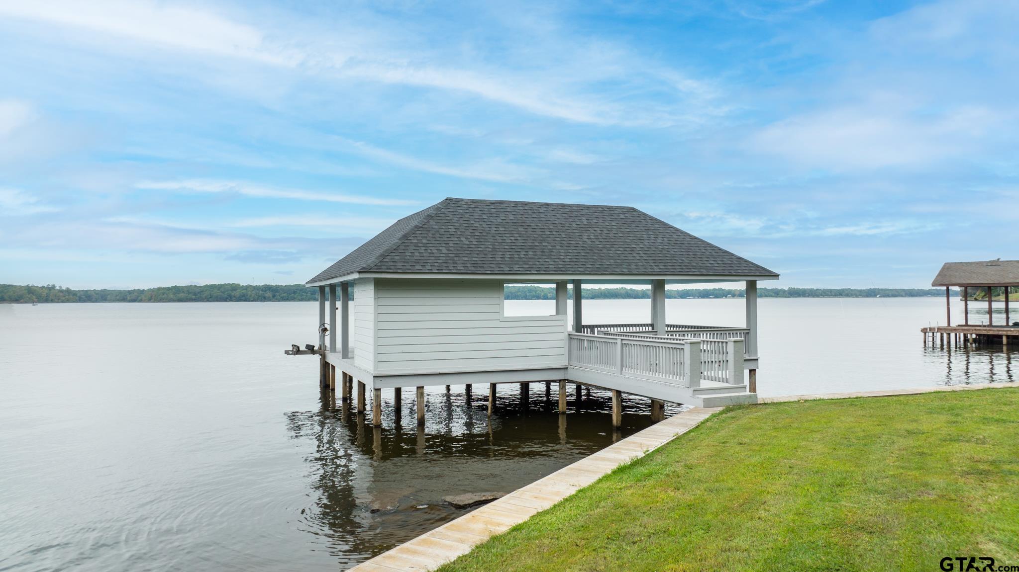 Pittsburg, Texas, 75686, United States, 4 Bedrooms Bedrooms, ,3 BathroomsBathrooms,Residential,For Sale,1839930