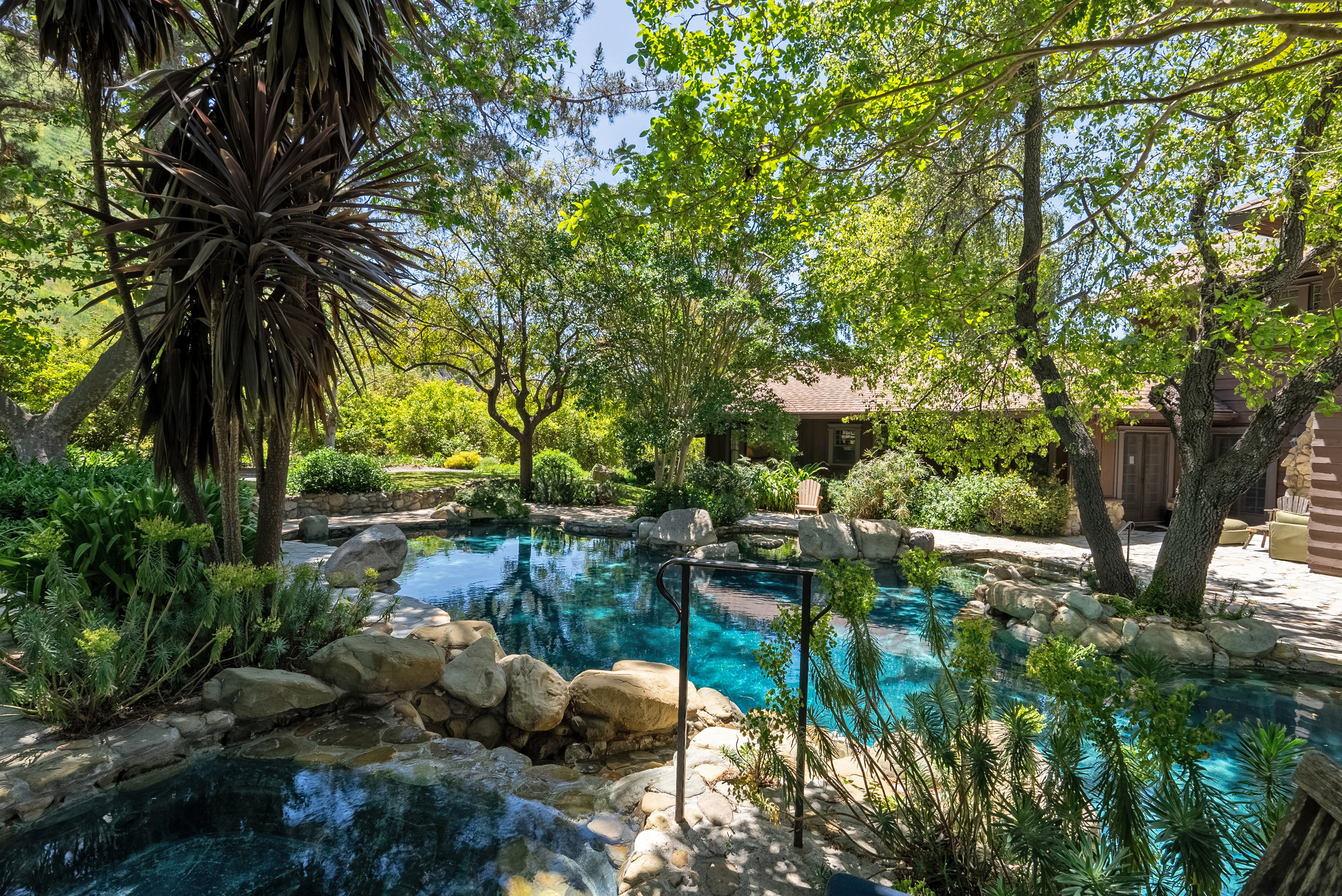  15454 S. Mountain Road - 物件實景