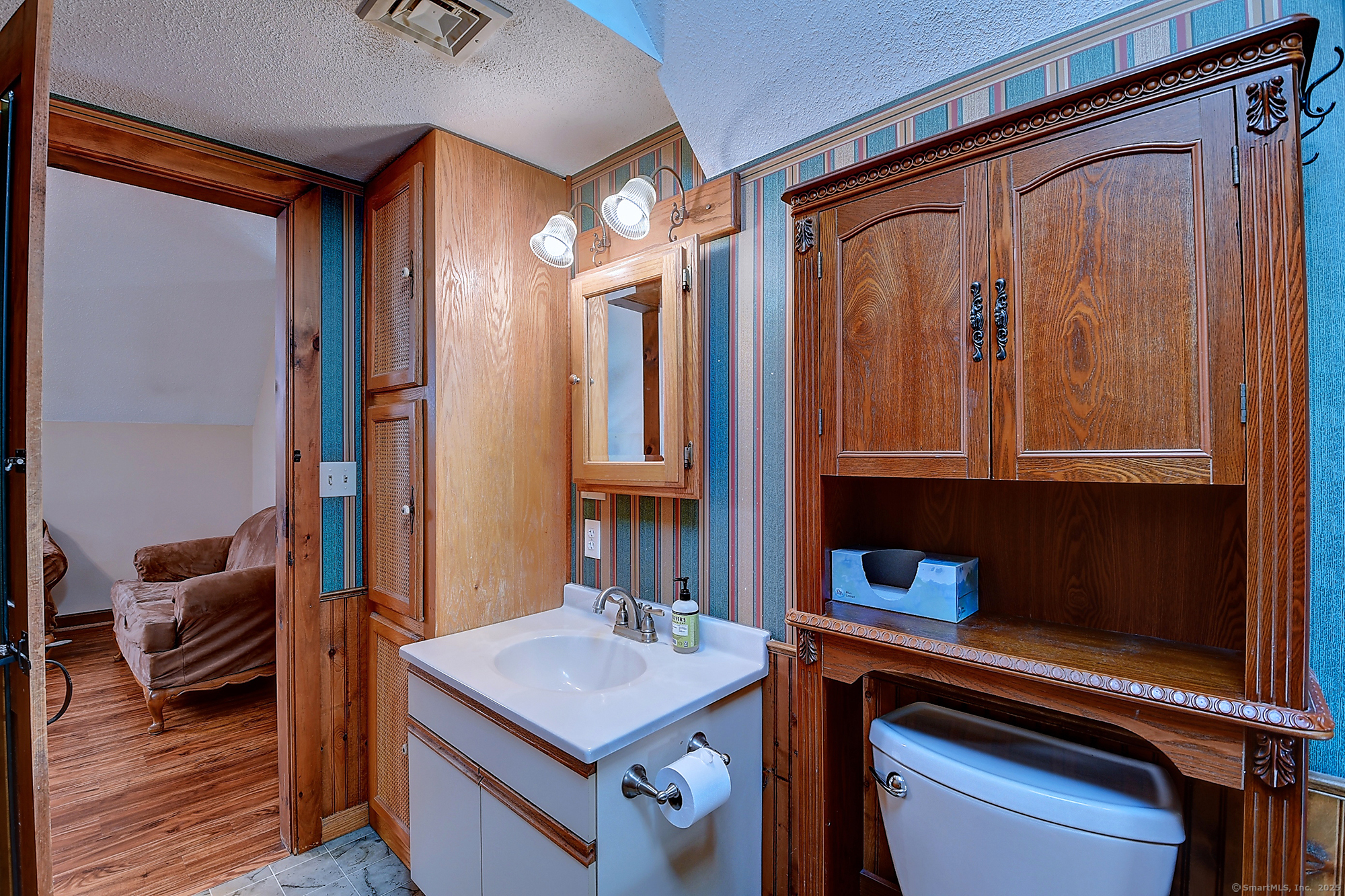 Brooklyn, Connecticut, 06234, United States, 4 Bedrooms Bedrooms, ,3 BathroomsBathrooms,Residential,For Sale,1901504