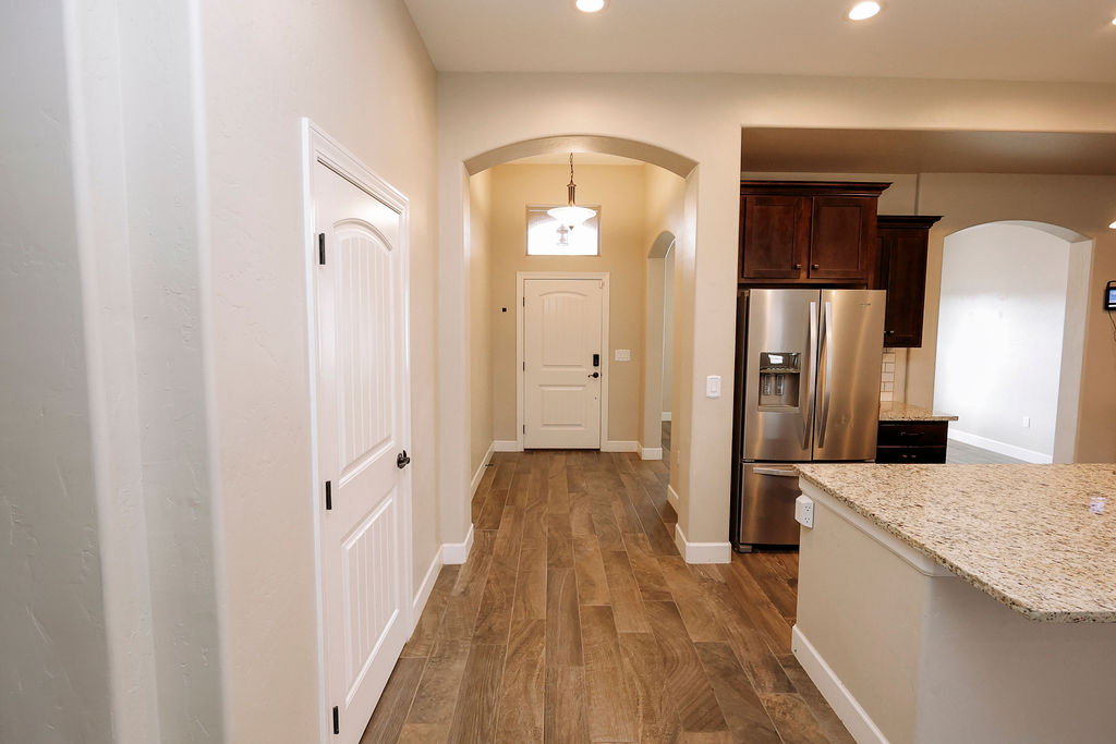 Carlsbad, New Mexico, 88220, United States, 4 Bedrooms Bedrooms, ,3 BathroomsBathrooms,Residential,For Sale,1975049