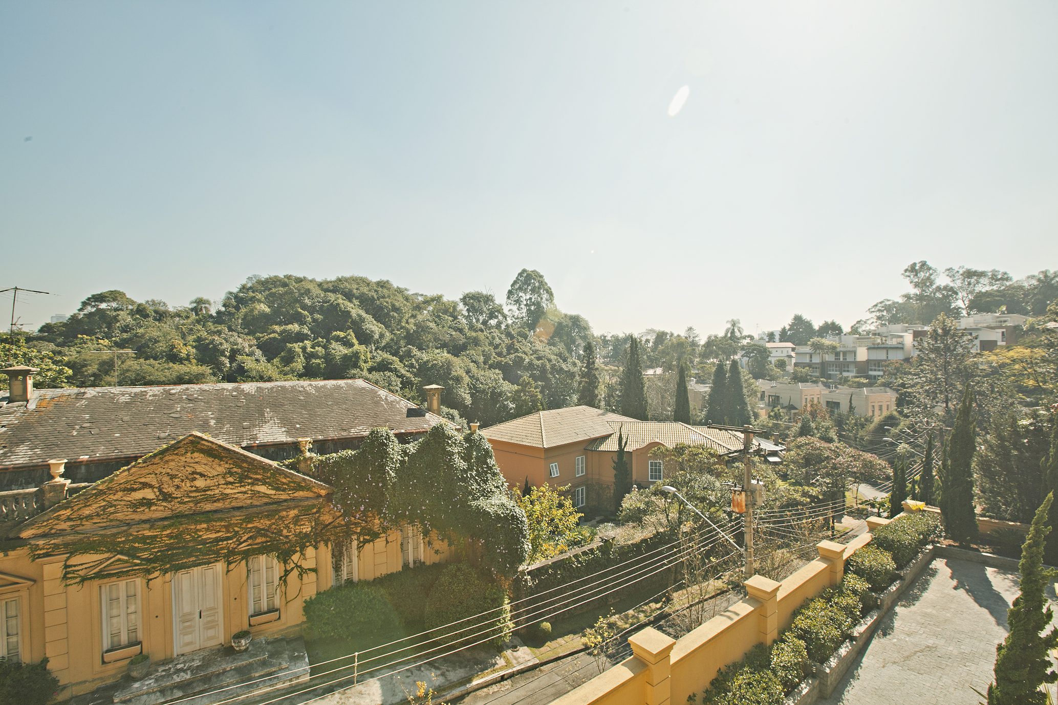  Spacious house with library - 物件實景