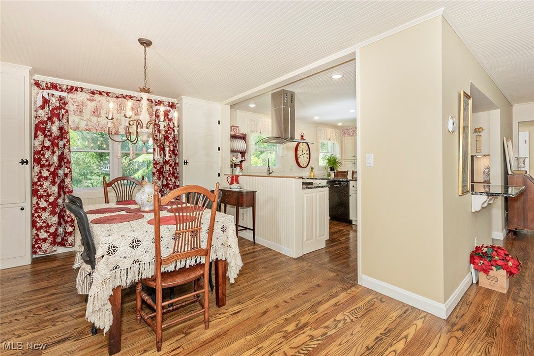 Brecksville, Ohio, 44141, United States, 5 Bedrooms Bedrooms, ,5 BathroomsBathrooms,Residential,For Sale,1979228