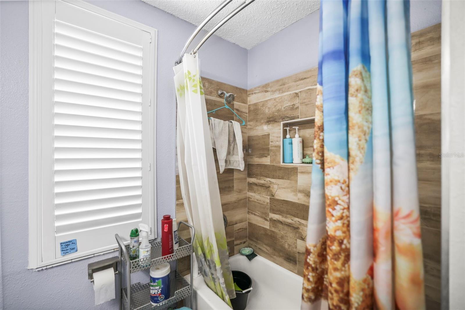 Clearwater, Florida, 33760, United States, 3 Bedrooms Bedrooms, ,2 BathroomsBathrooms,Residential,For Sale,1826177