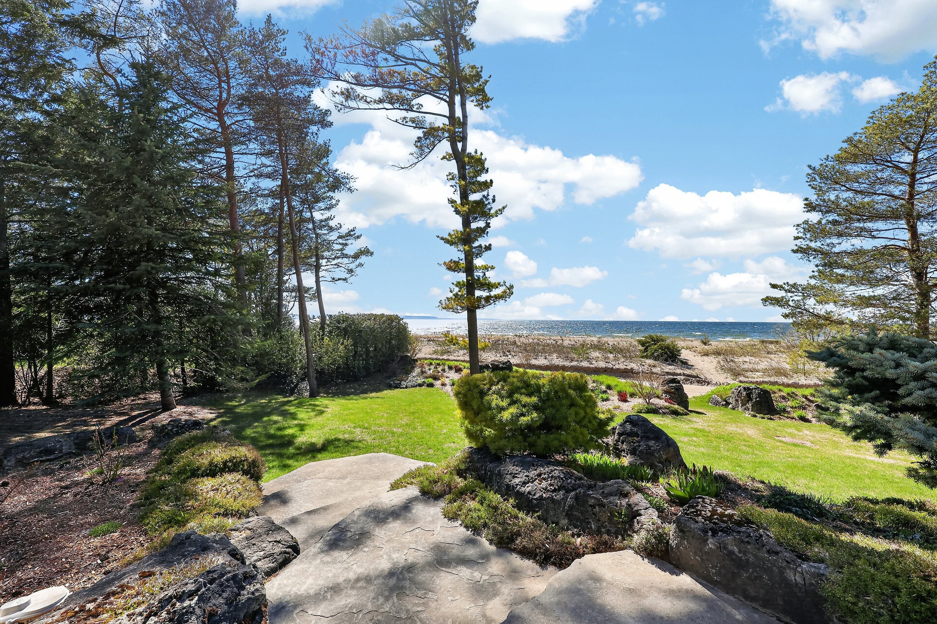  Iconic Wasaga Beach Shoreline - 物件實景