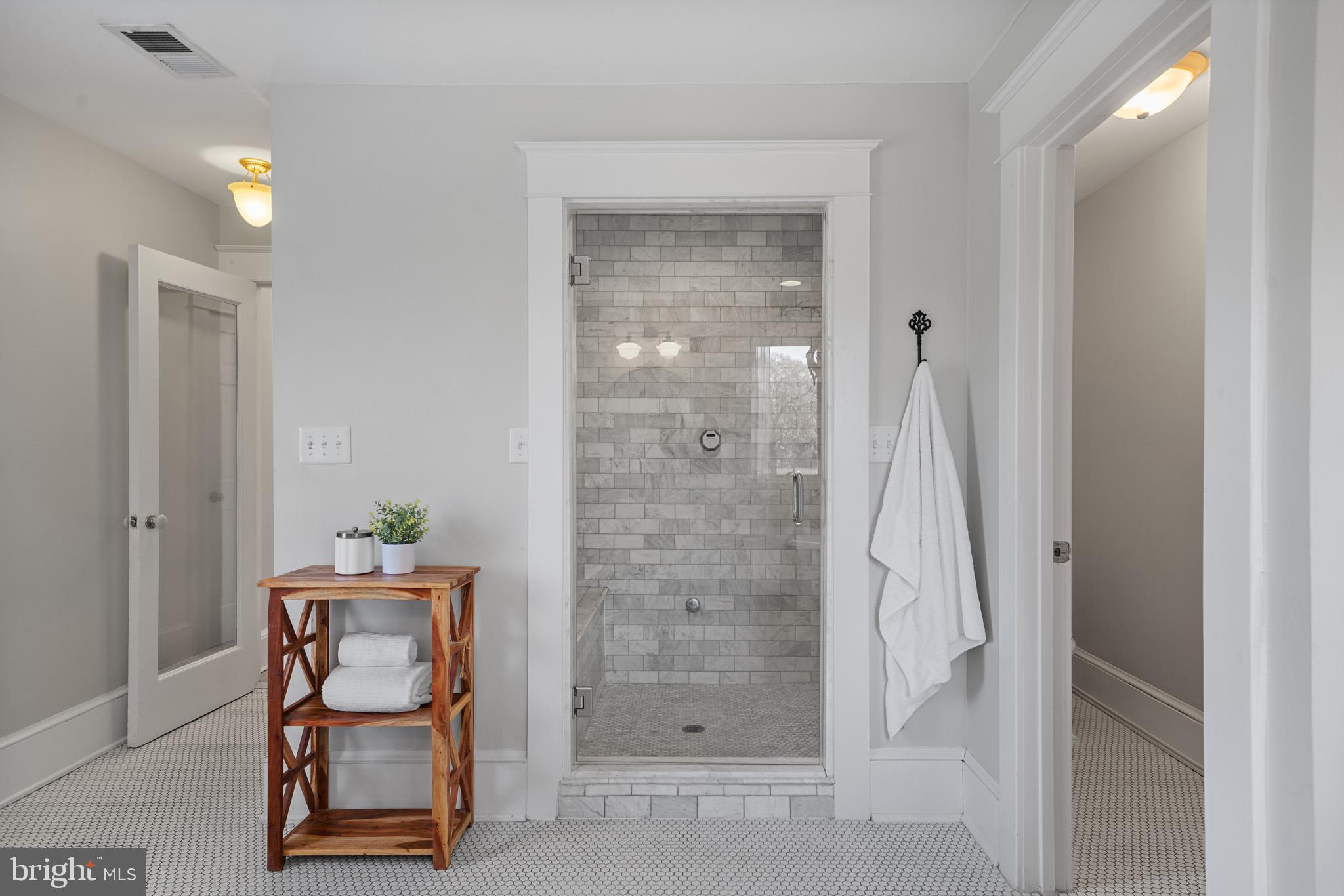 La Plata, Maryland, 20646, United States, 5 Bedrooms Bedrooms, ,4 BathroomsBathrooms,Residential,For Sale,1990245