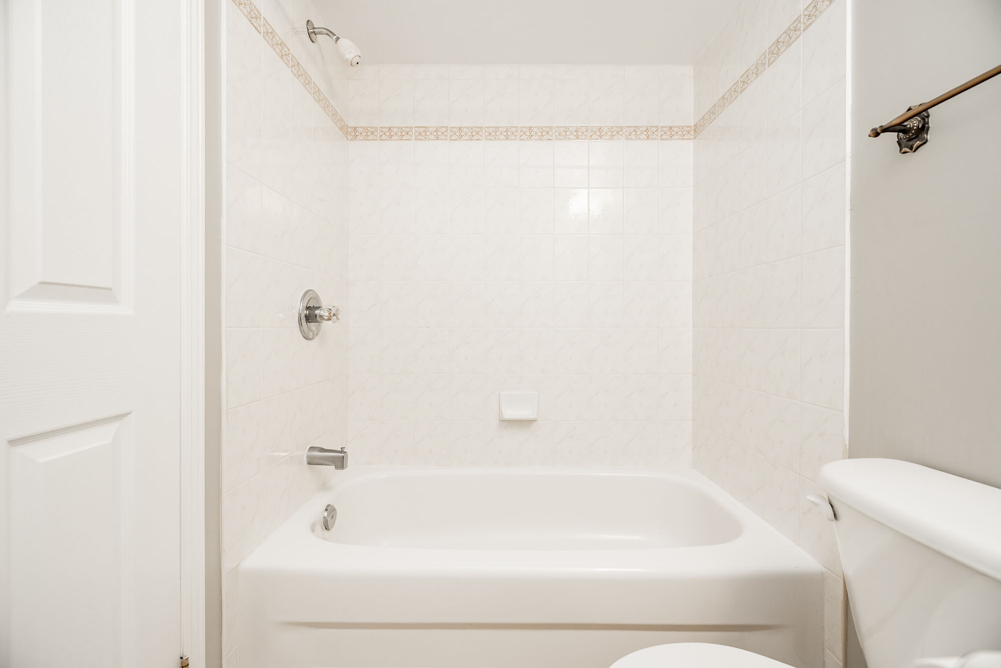 Ottawa, Ontario, K2J4W9, CA, 3 Bedrooms Bedrooms, ,4 BathroomsBathrooms,Residential,For Sale,1991097