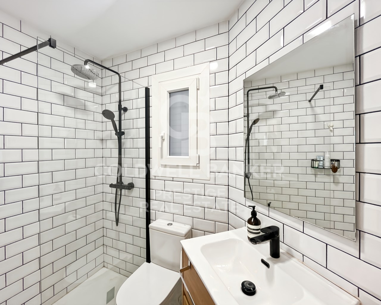 Barcelona, Catalonia, ES, 2 Bedrooms Bedrooms, ,1 BathroomBathrooms,Residential,For Sale,1908860