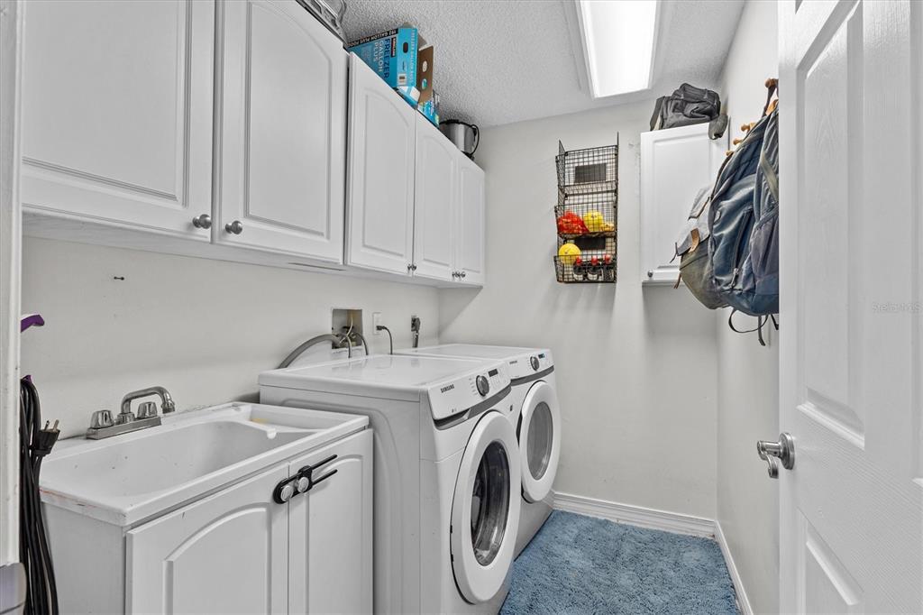 Tarpon Springs, Florida, 34689, United States, 3 Bedrooms Bedrooms, ,2 BathroomsBathrooms,Residential,For Sale,1925047