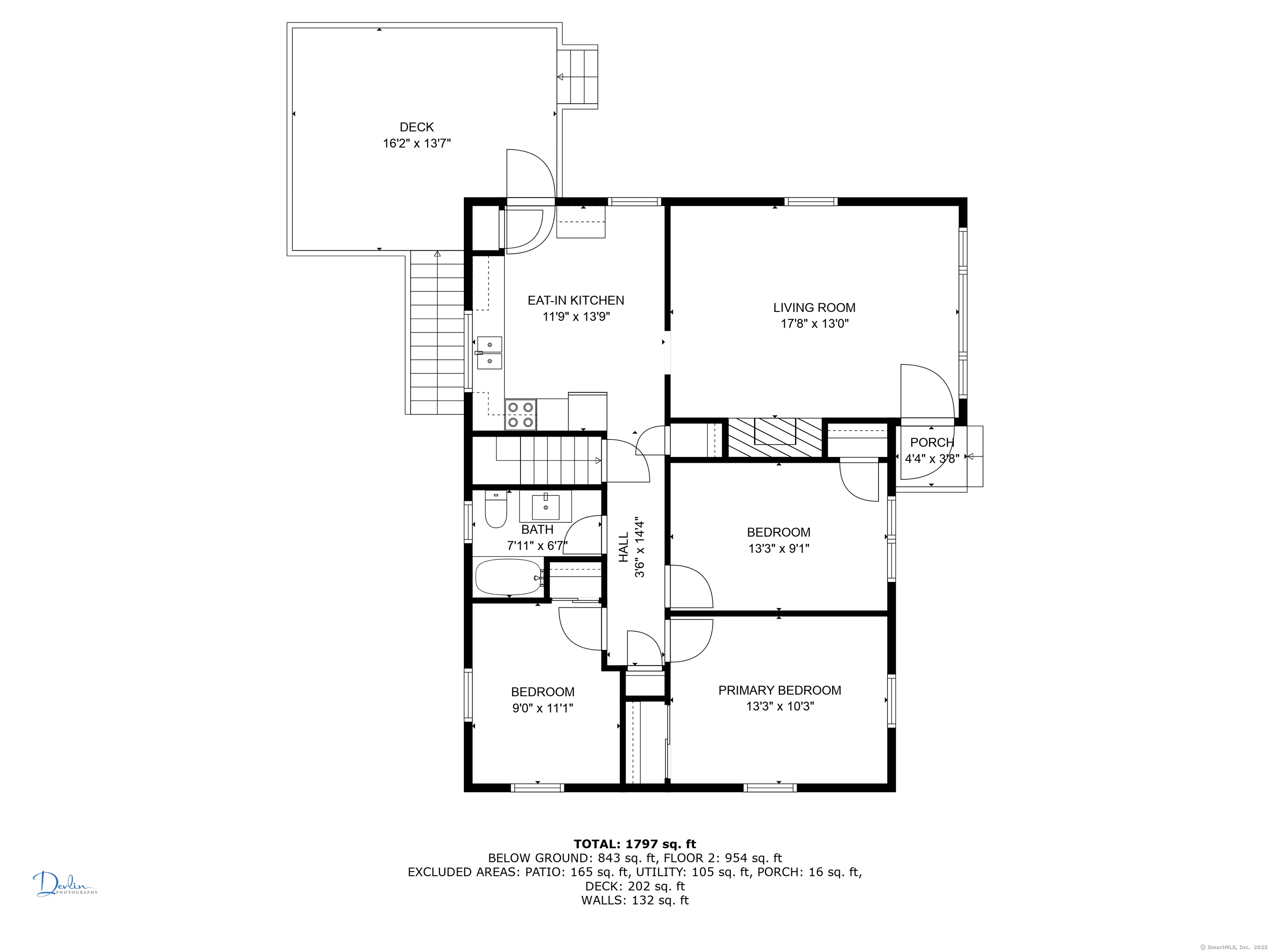 Montville, Connecticut, 06382, United States, 5 Bedrooms Bedrooms, ,3 BathroomsBathrooms,Residential,For Sale,1895658
