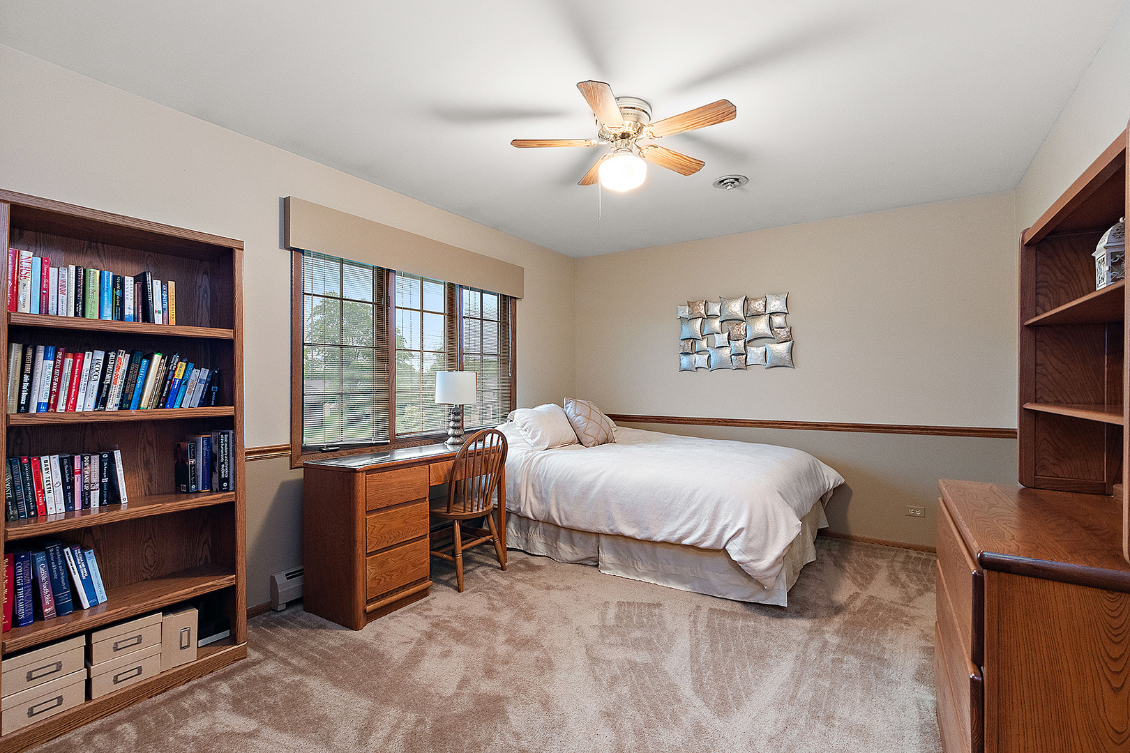 Orland Park, Illinois, 60462, United States, 4 Bedrooms Bedrooms, ,3 BathroomsBathrooms,Residential,For Sale,1865002