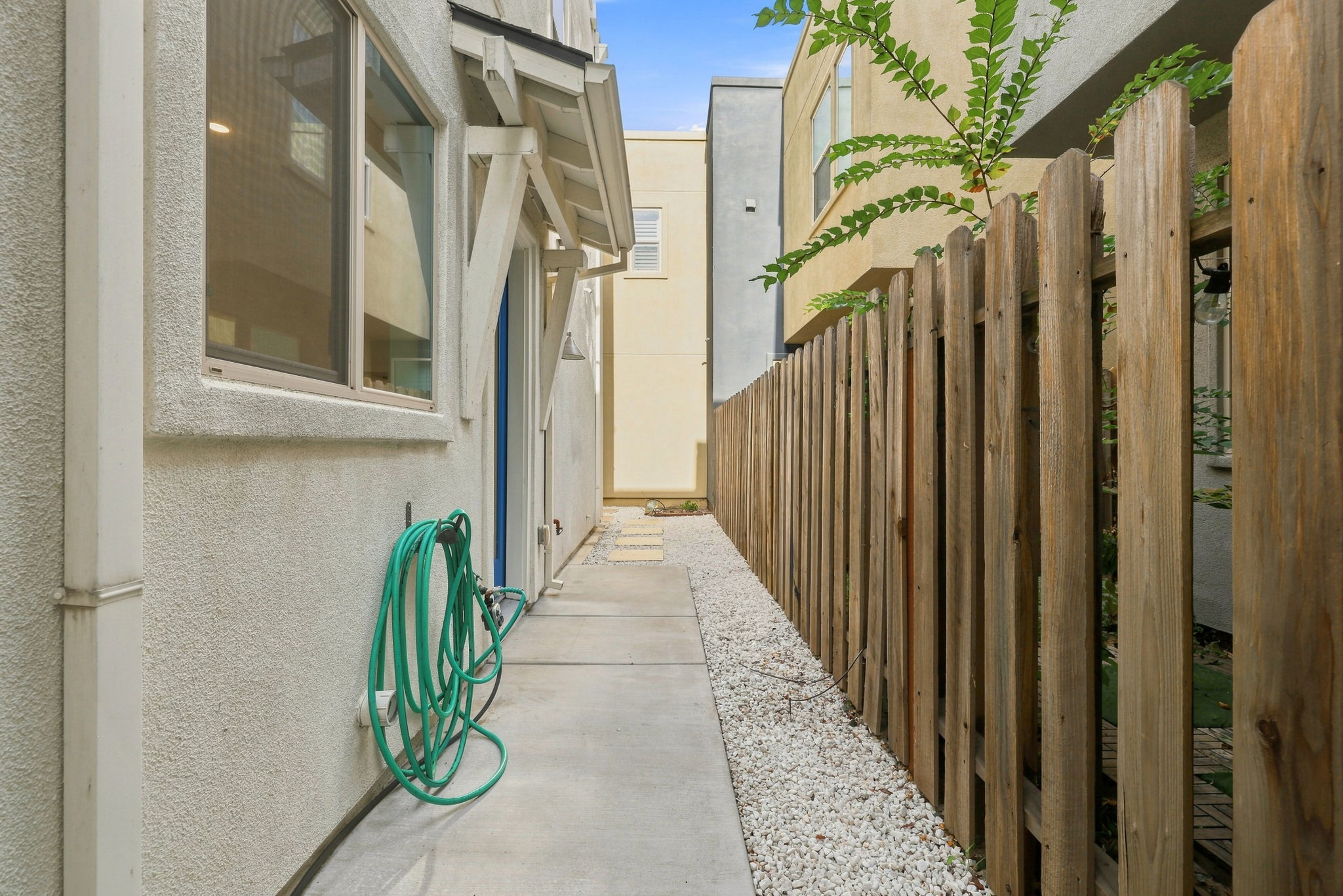  453 Crate Avenue, Sacramento, CA 95818 - 物件實景