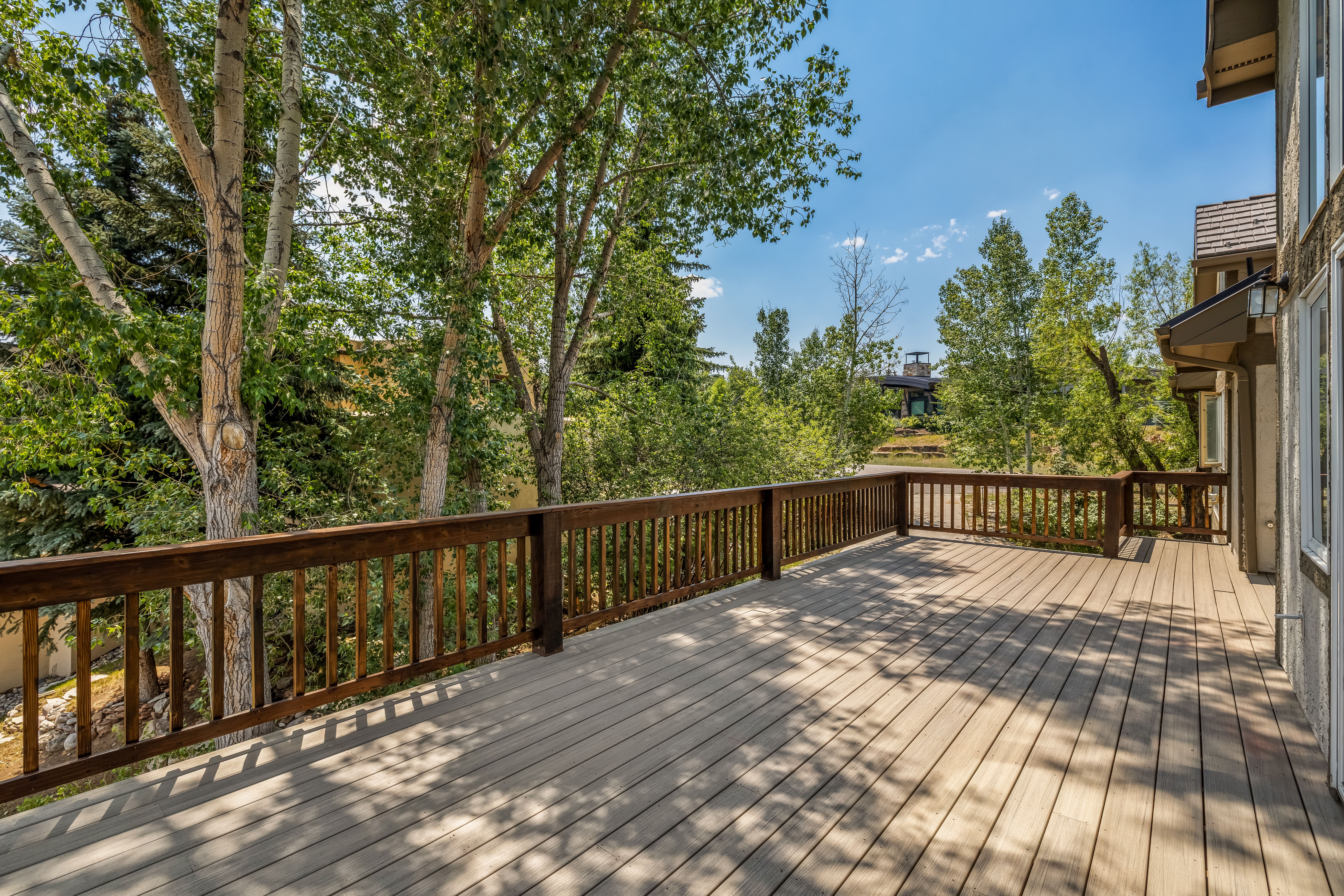  Spacious Five-Bedroom Residence with a Prime Ski-Slope View - 物件實景