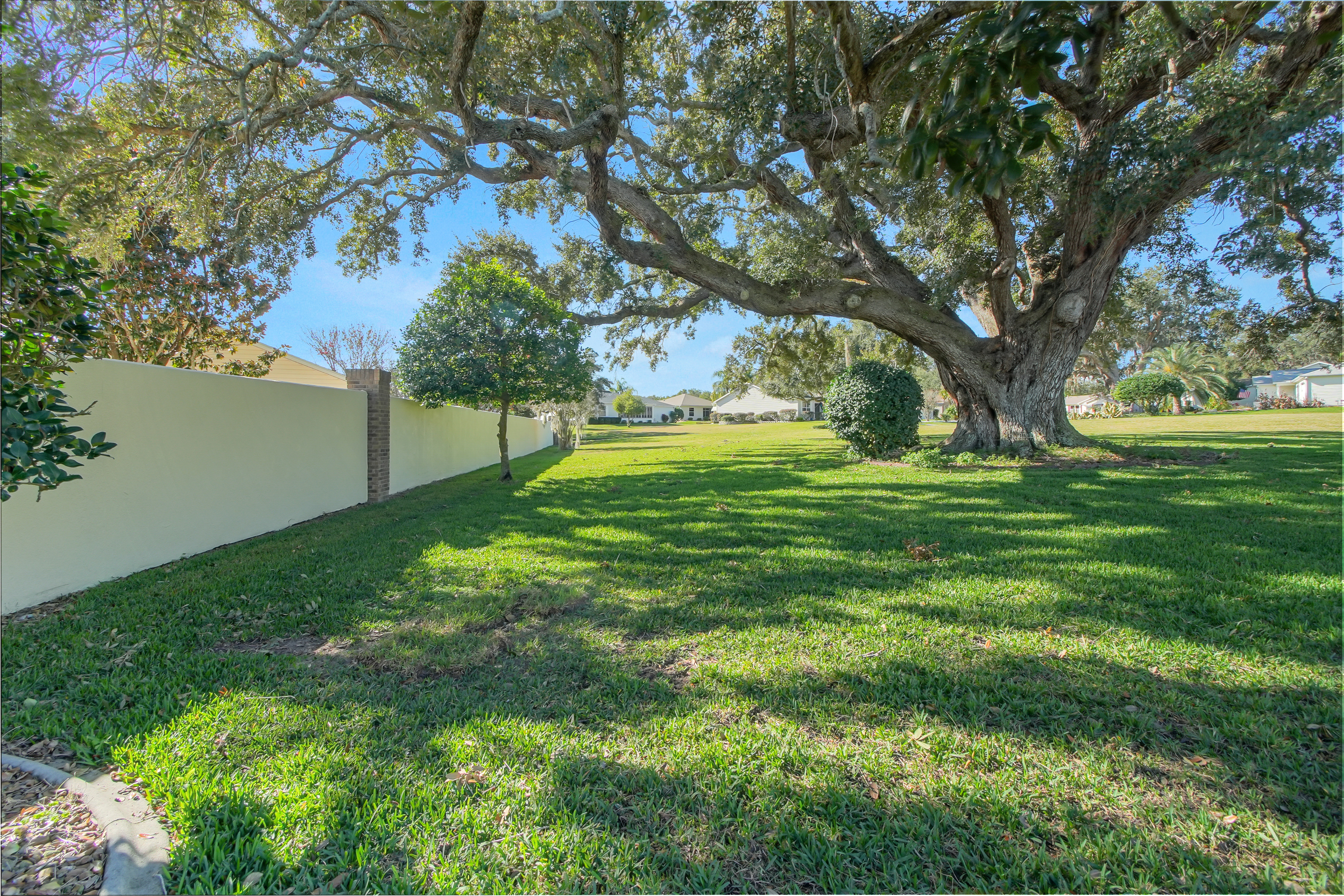 Feather Sound, Florida, 32162, United States, 3 Bedrooms Bedrooms, ,2 BathroomsBathrooms,Residential,For Sale,2013276