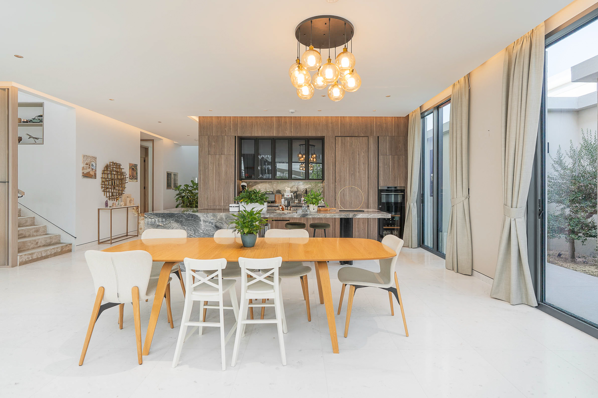  Vast Tilal Al Ghaf Villa with Elegant Upgrades - 物件實景