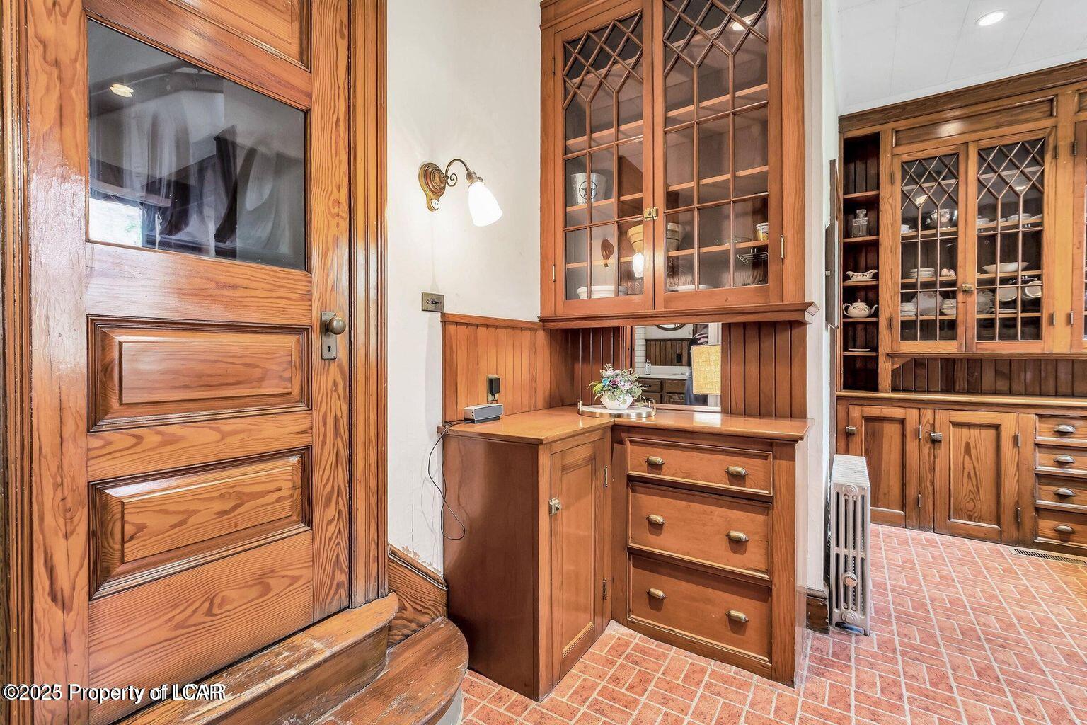 Wilkes-Barre, Pennsylvania, 18701, United States, 7 Bedrooms Bedrooms, ,3 BathroomsBathrooms,Residential,For Sale,1982709