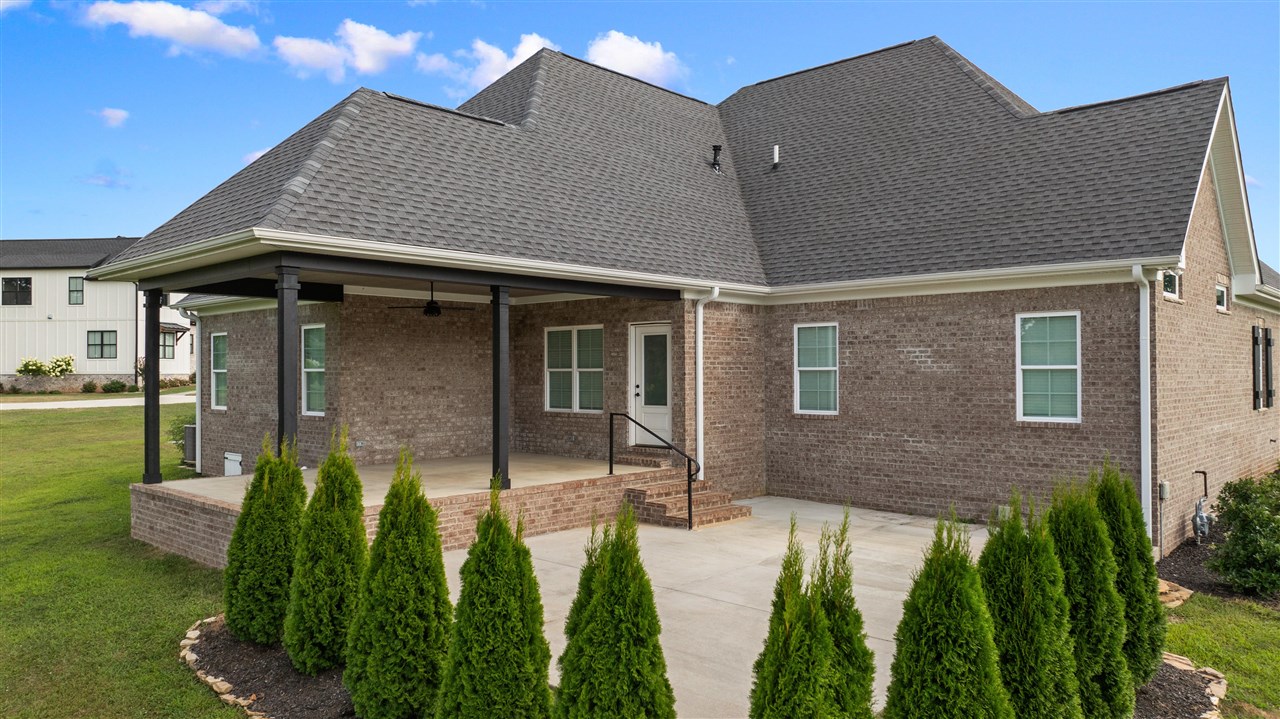 Bowling Green, Kentucky, 42103, United States, 5 Bedrooms Bedrooms, ,3 BathroomsBathrooms,Residential,For Sale,1752751