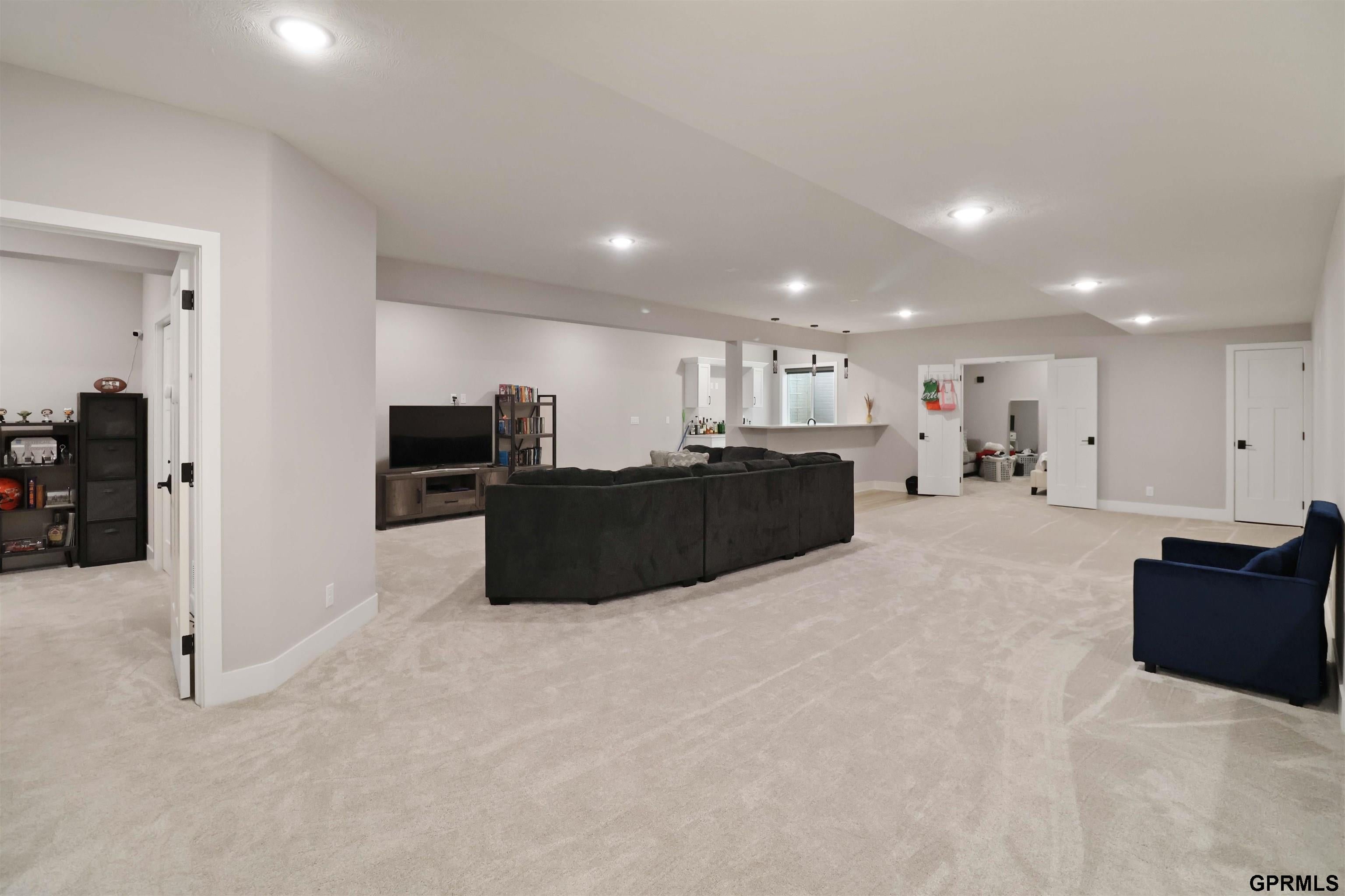 Papillion, Nebraska, 68046, United States, 5 Bedrooms Bedrooms, ,5 BathroomsBathrooms,Residential,For Sale,1846558