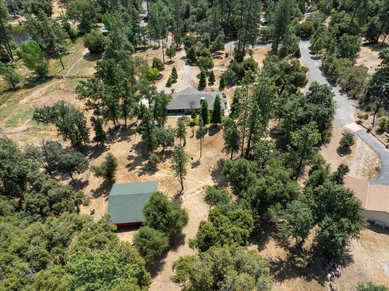 Oakhurst, California, 93644, United States, 4 Bedrooms Bedrooms, ,2 BathroomsBathrooms,Residential,For Sale,1922823