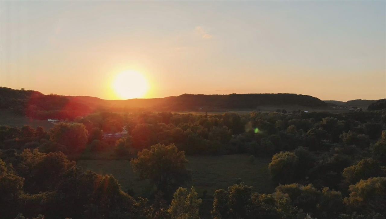 Blue River, Wisconsin, 53518, United States, 3 Bedrooms Bedrooms, ,3 BathroomsBathrooms,Residential,For Sale,2009301