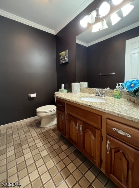 Pompton Lakes Boro, New Jersey, 07442, United States, 3 Bedrooms Bedrooms, ,3 BathroomsBathrooms,Residential,For Sale,1925292