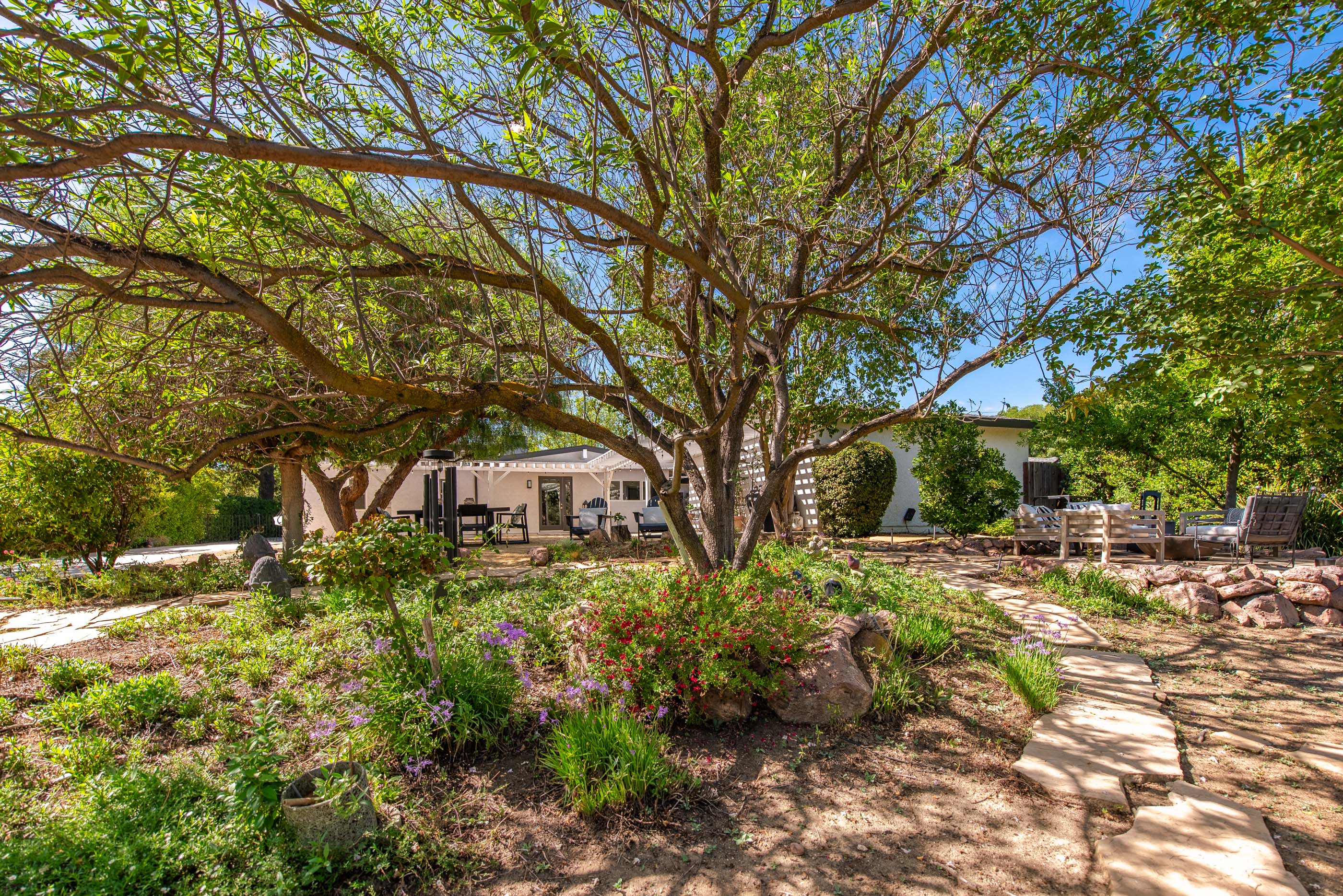  5512 Colodny Drive, Agoura Hills - 物件實景