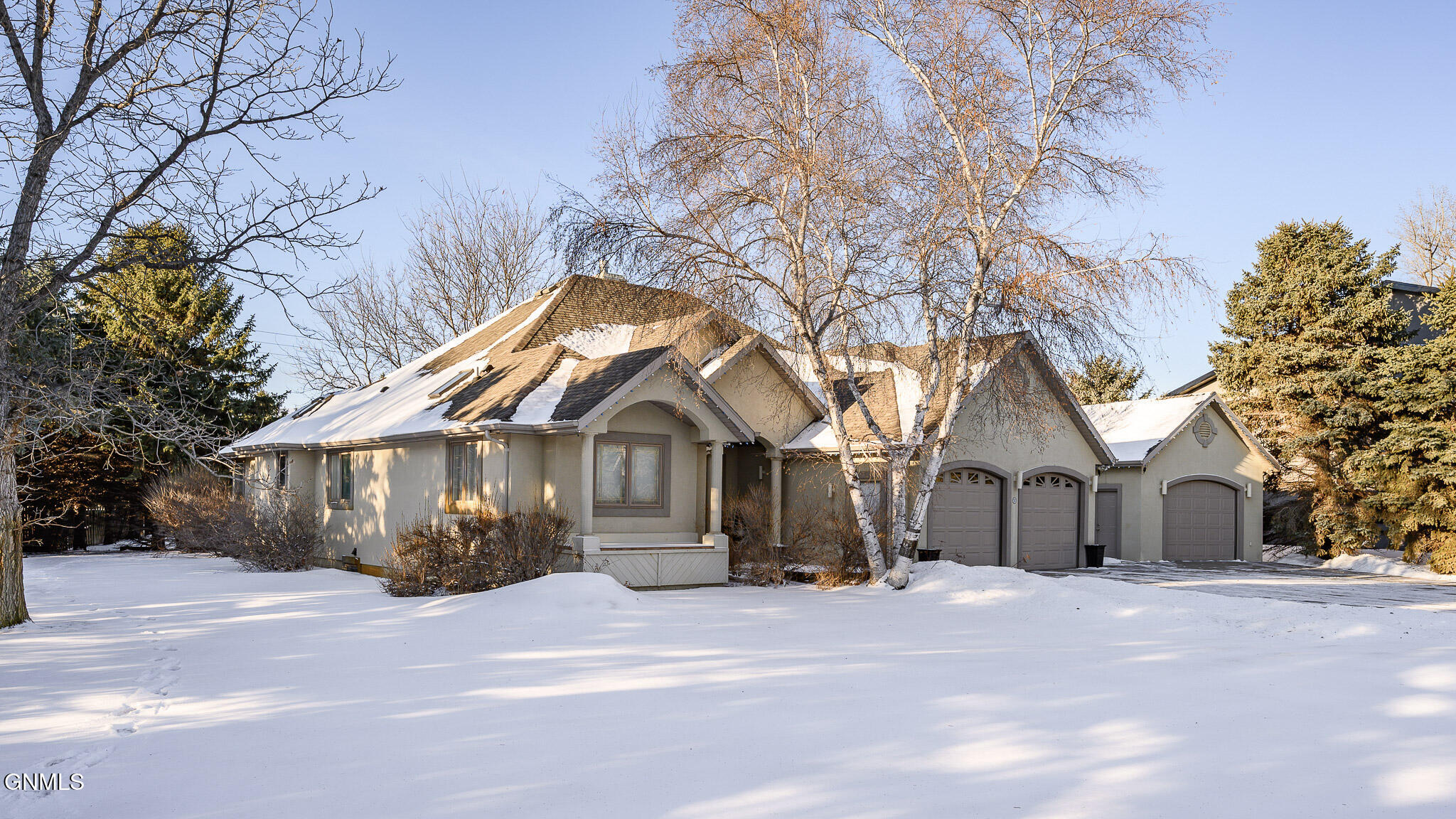 Mandan, North Dakota, 58554, United States, 5 Bedrooms Bedrooms, ,4 BathroomsBathrooms,Residential,For Sale,2005238