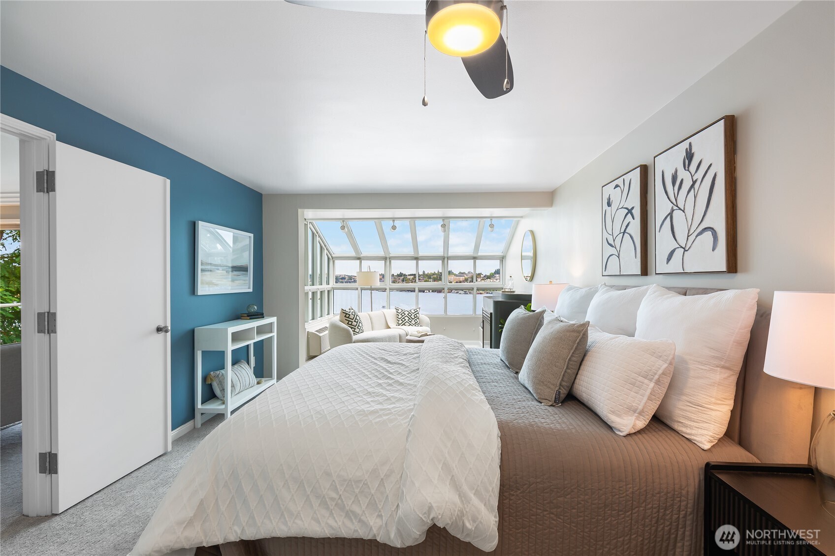 Seattle, Washington, 98109, United States, 2 Bedrooms Bedrooms, ,2 BathroomsBathrooms,Residential,For Sale,1901490