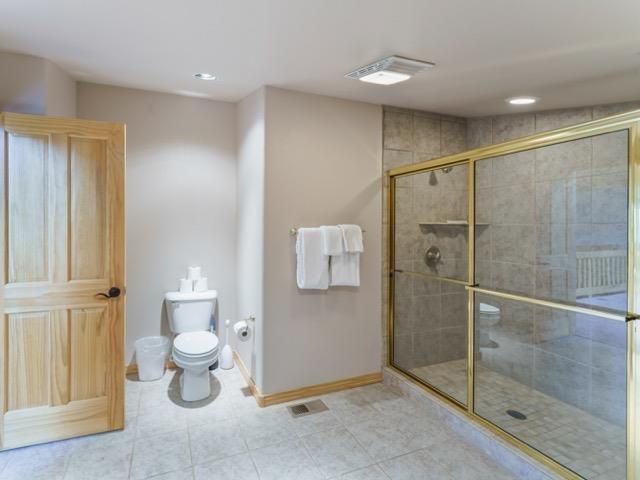 Angel Fire, New Mexico, 87710, United States, 4 Bedrooms Bedrooms, ,5 BathroomsBathrooms,Residential,For Sale,1885448
