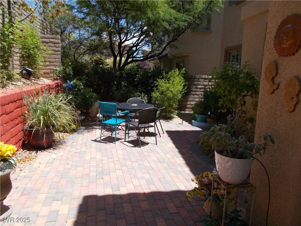 Las Vegas, Nevada, 89138, United States, 3 Bedrooms Bedrooms, ,3 BathroomsBathrooms,Residential,For Sale,2006390