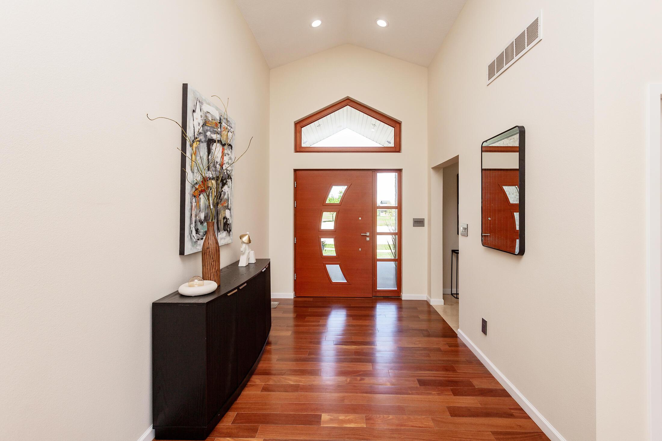 Ames, Iowa, 50014, United States, 4 Bedrooms Bedrooms, ,5 BathroomsBathrooms,Residential,For Sale,1801631
