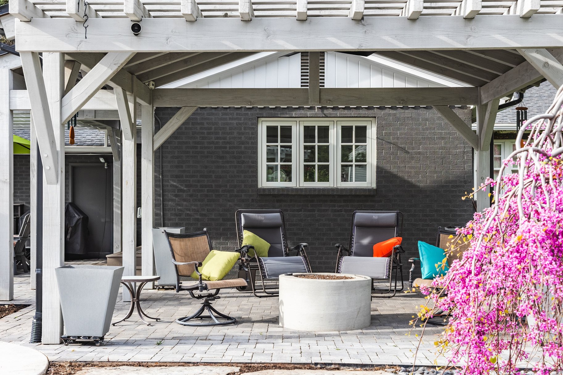  Tastefully Updated Holladay Rambler on .60 acre Manicured Lot - 物件實景