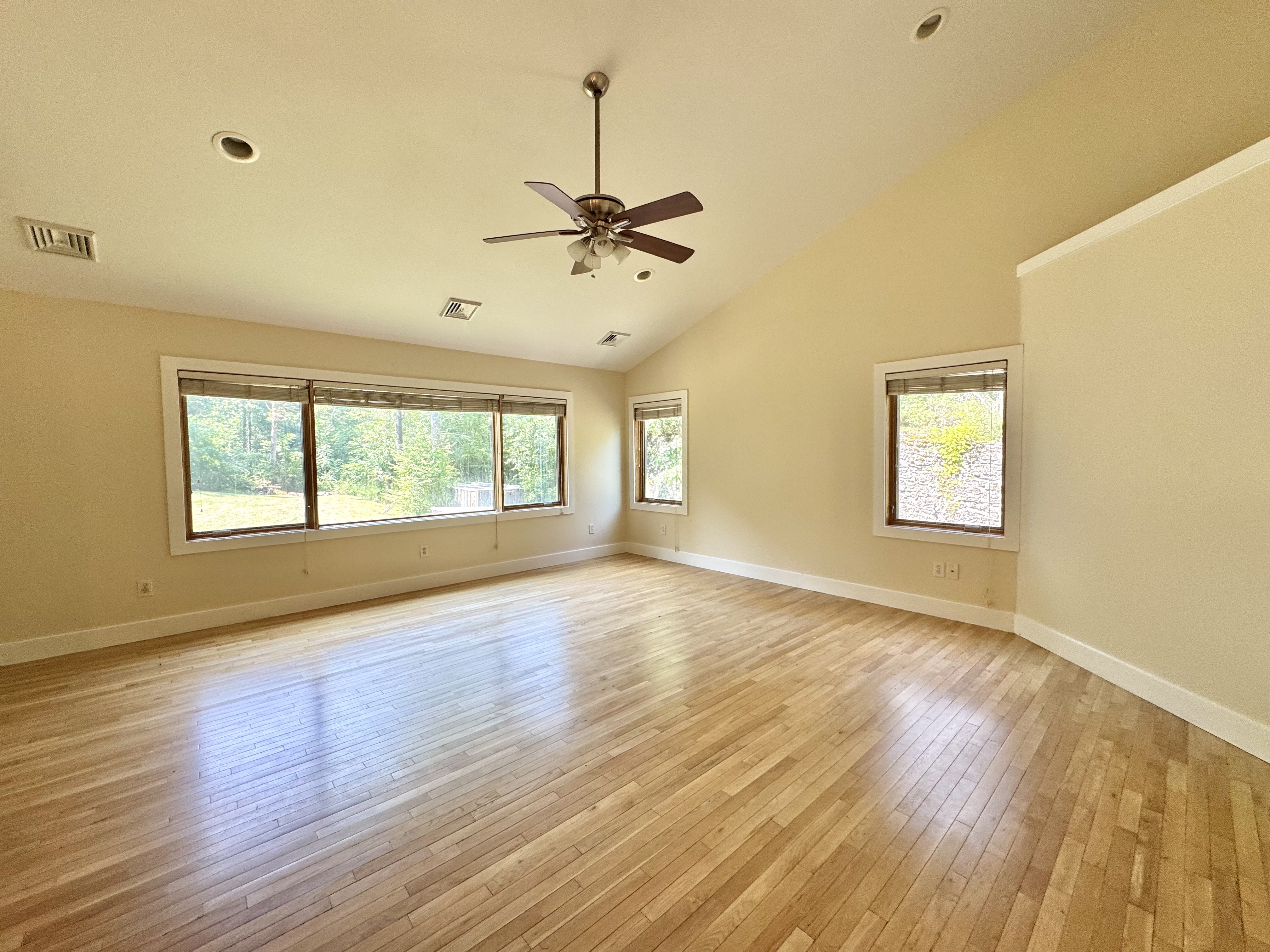 Catskill, New York, 12414, United States, 3 Bedrooms Bedrooms, ,3 BathroomsBathrooms,Residential,For Sale,1900637
