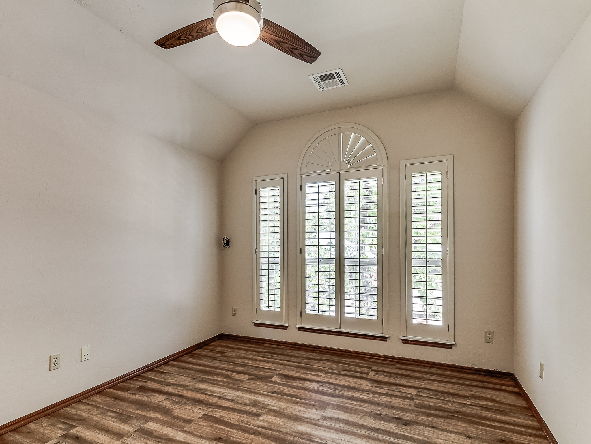  4510 Harrogate Drive, Norman, OK 73072 - 物件實景