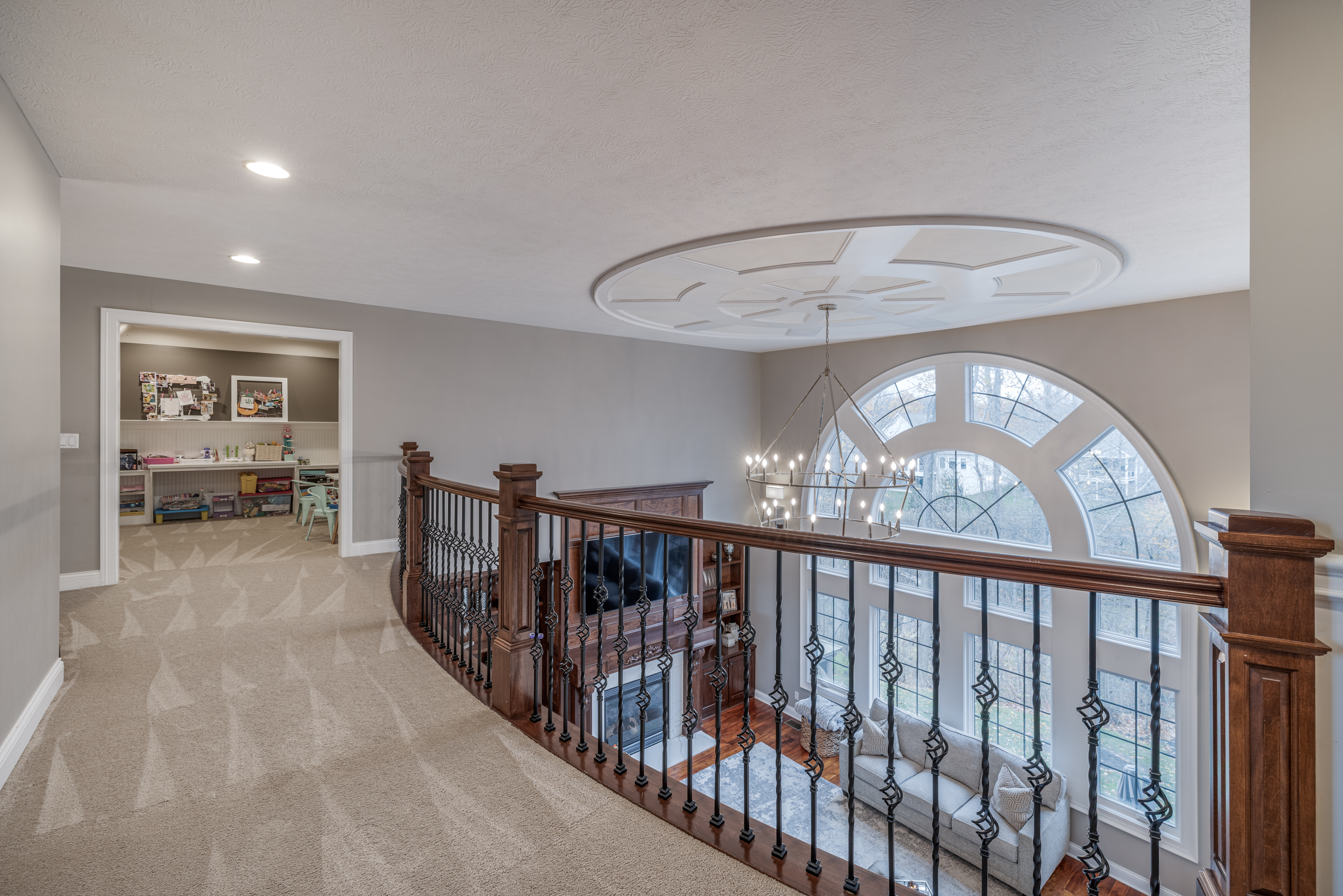 Strongsville, Ohio, 44136, United States, 4 Bedrooms Bedrooms, ,5 BathroomsBathrooms,Residential,For Sale,1988624