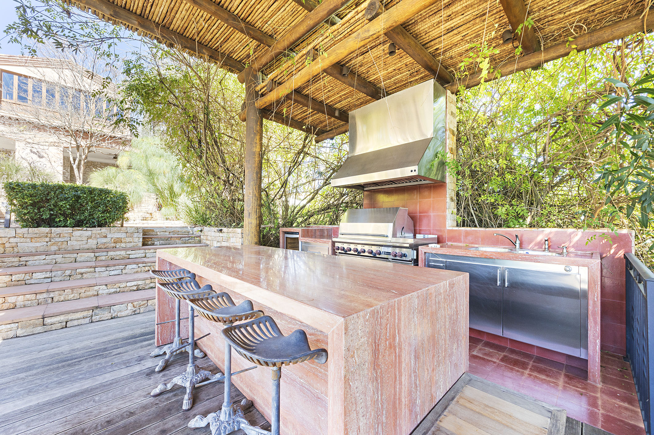  Tuscan-Style Residence in Quinta da Baroneza with an Exclusive Design - 物件實景
