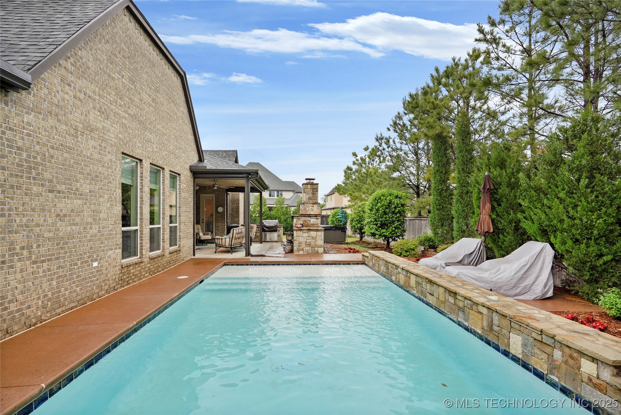 Broken Arrow, Oklahoma, 74011, United States, 5 Bedrooms Bedrooms, ,5 BathroomsBathrooms,Residential,For Sale,1793326