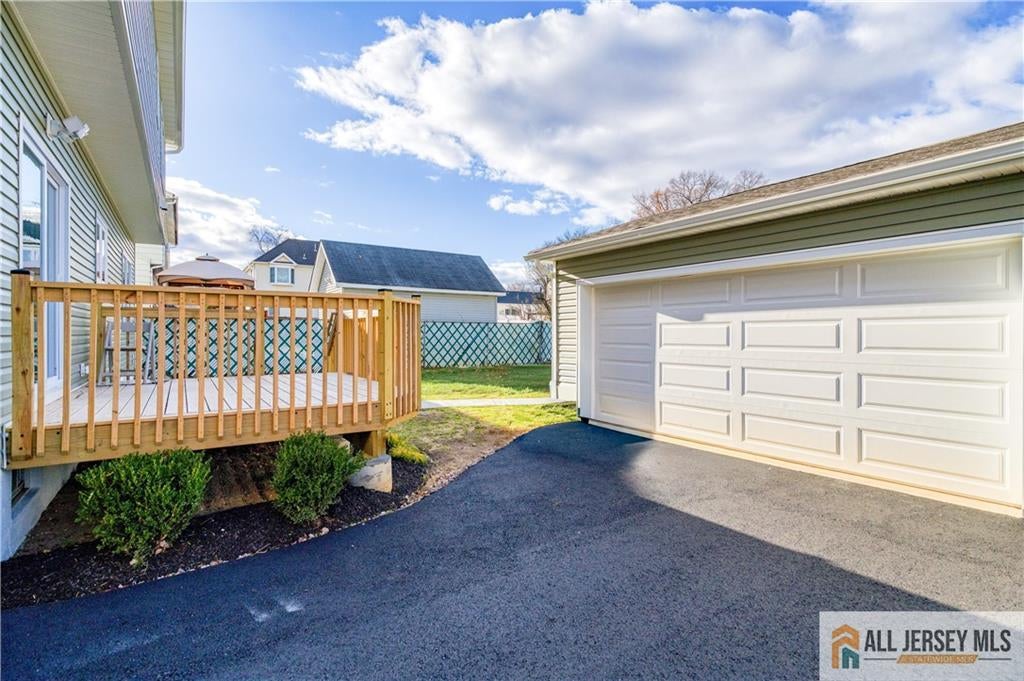 South River, New Jersey, 08882, United States, 5 Bedrooms Bedrooms, ,4 BathroomsBathrooms,Residential,For Sale,1995438