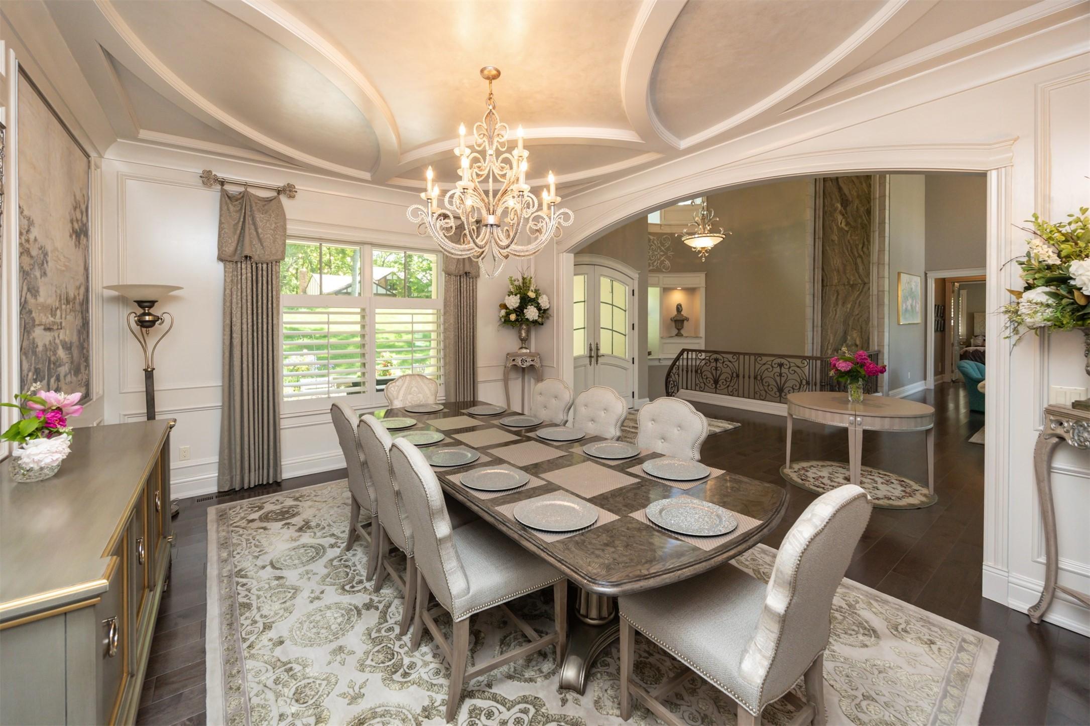 Urbandale, Iowa, 50323, United States, 4 Bedrooms Bedrooms, ,6 BathroomsBathrooms,Residential,For Sale,1980001