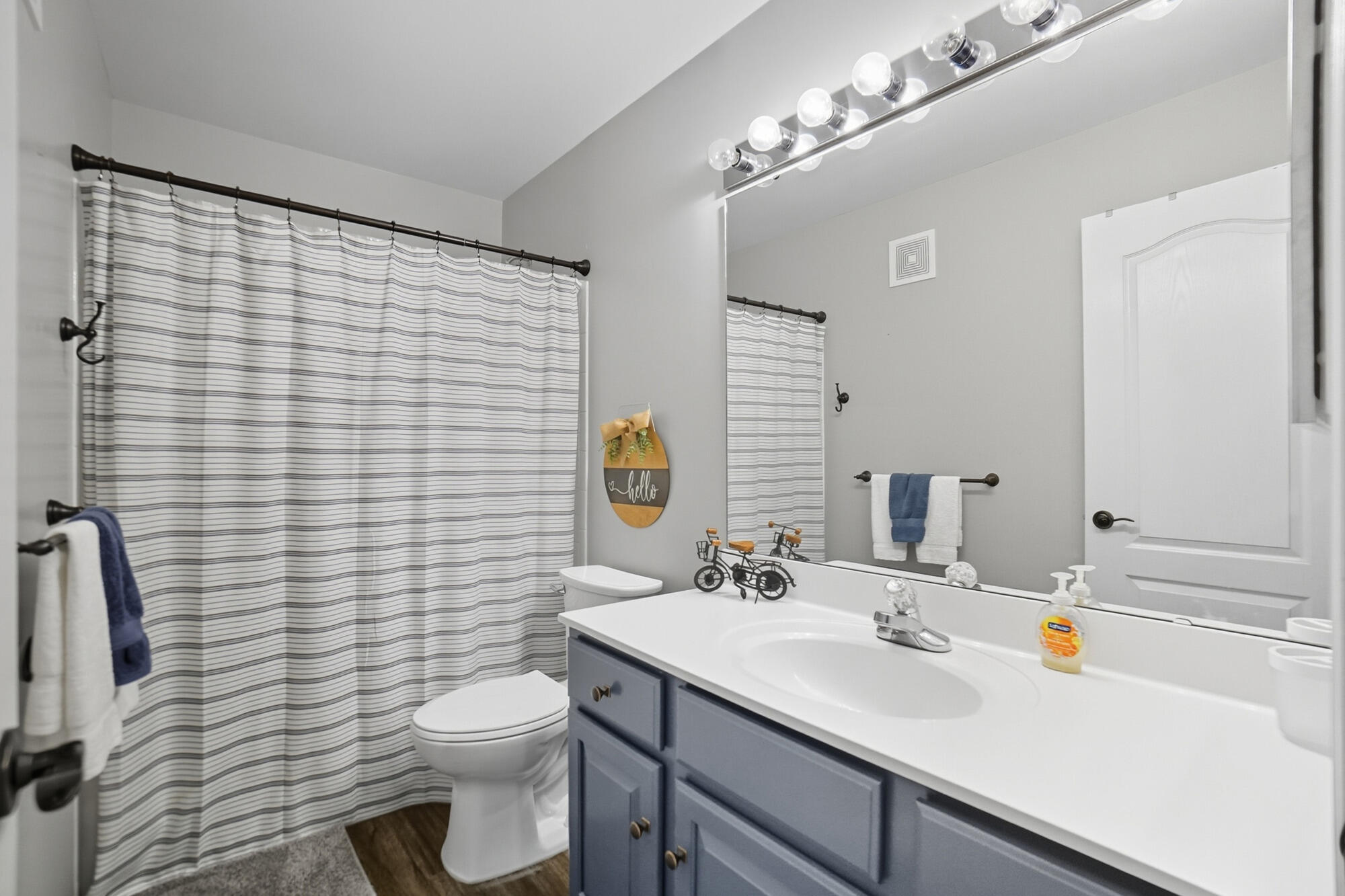 Hebron, Kentucky, 41048, United States, 4 Bedrooms Bedrooms, ,4 BathroomsBathrooms,Residential,For Sale,1958481