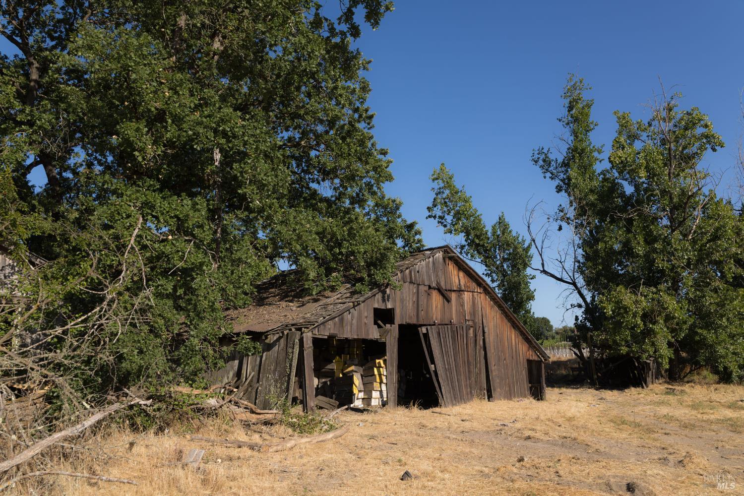 Santa Rosa, California, 95401, United States, 4 Bedrooms Bedrooms, ,2 BathroomsBathrooms,Residential,For Sale,1895203