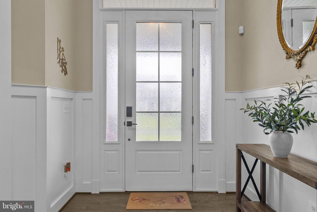Warrenton, Virginia, 20187, United States, 4 Bedrooms Bedrooms, ,4 BathroomsBathrooms,Residential,For Sale,2048905