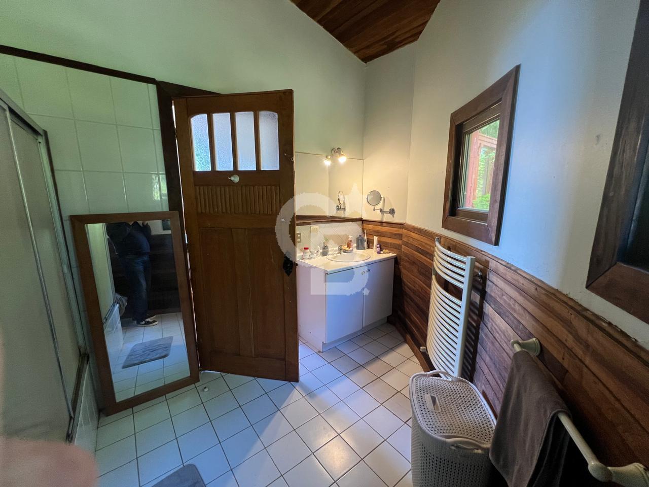 Puerto Varas, Chile, 4 Bedrooms Bedrooms, ,3 BathroomsBathrooms,Residential,For Sale,1993186