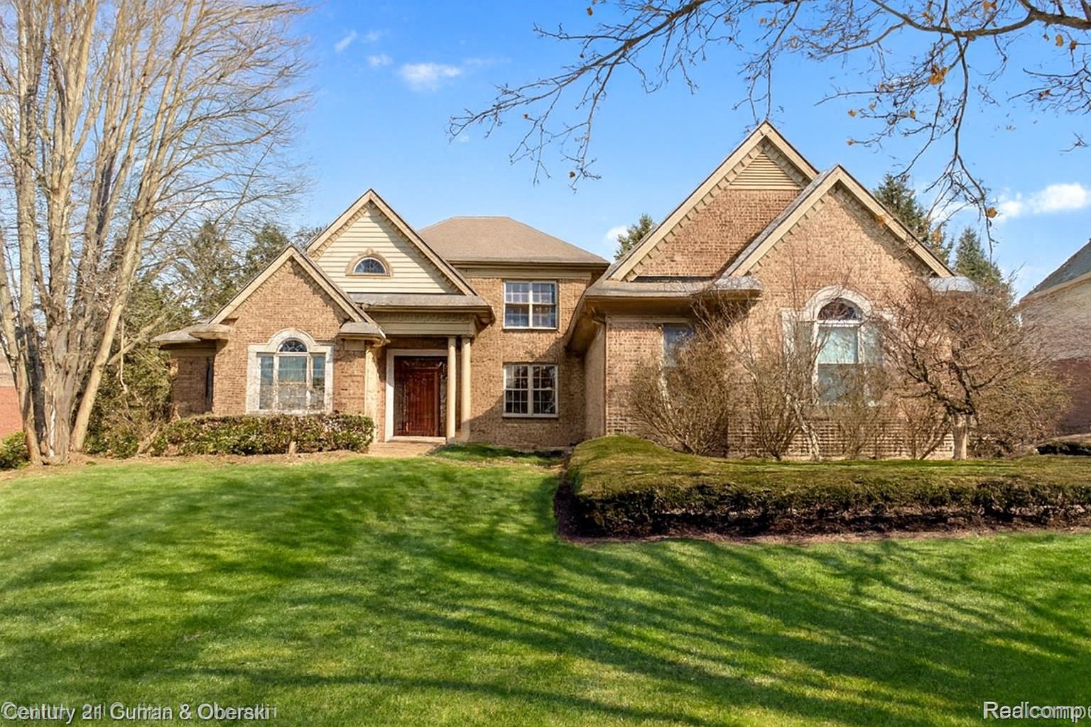 Northville Township, Michigan, 48168, United States, 3 Bedrooms Bedrooms, ,4 BathroomsBathrooms,Residential,For Sale,2024009