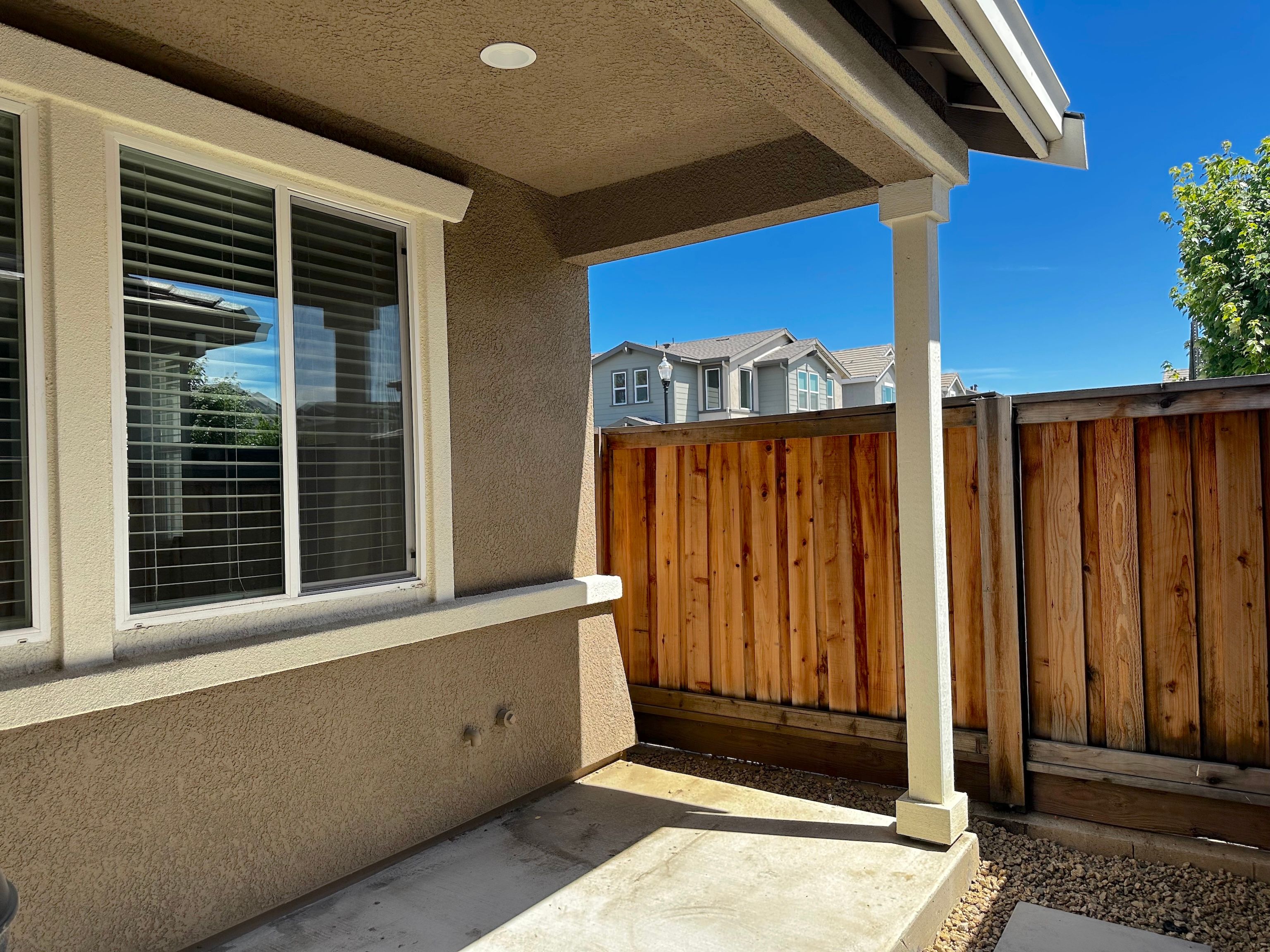  Elevated Brentwood Living - Efficient Home Built for Today’s Lifestyle - 物件實景